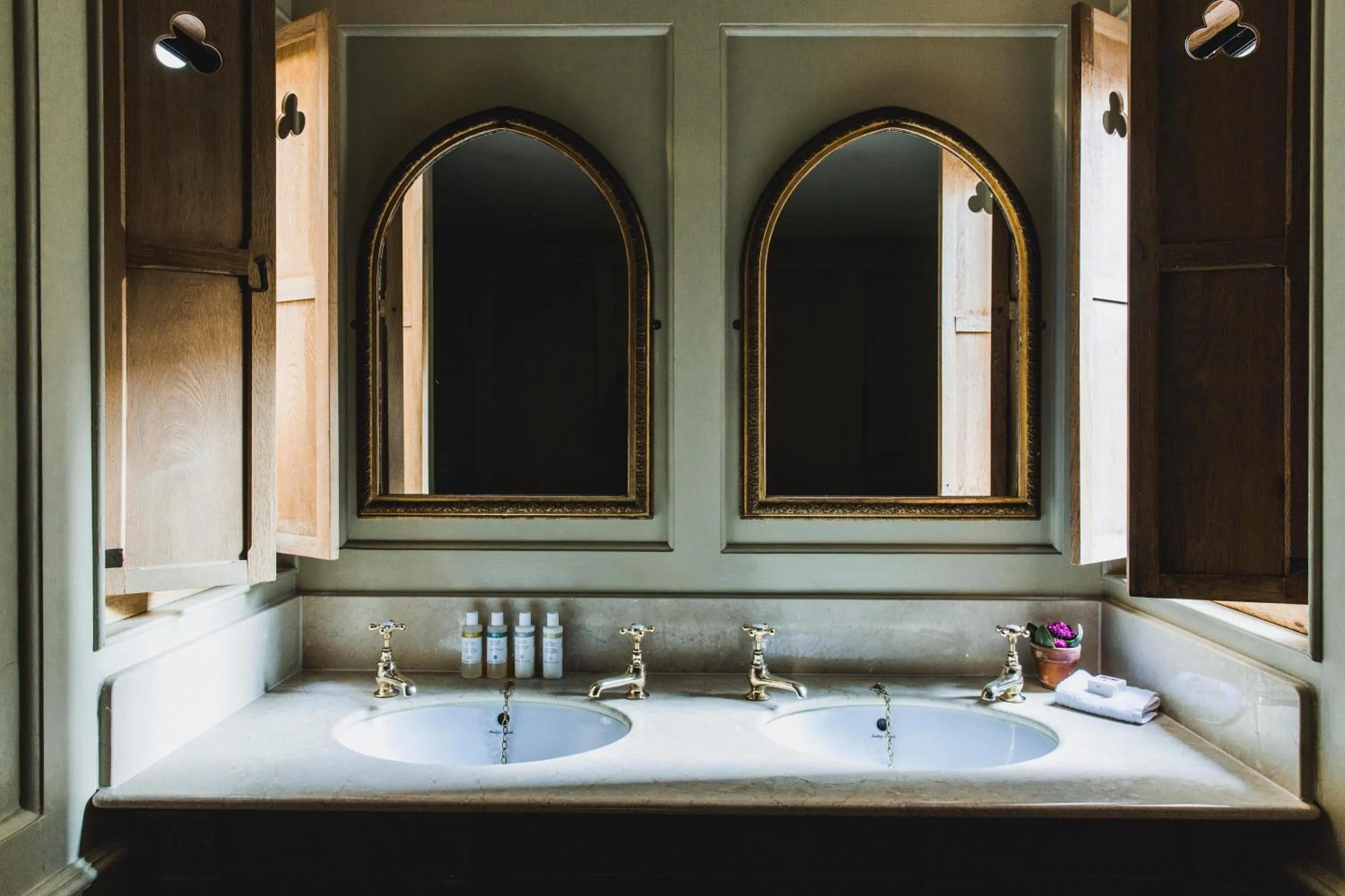 Bathroom in Hazlitt's