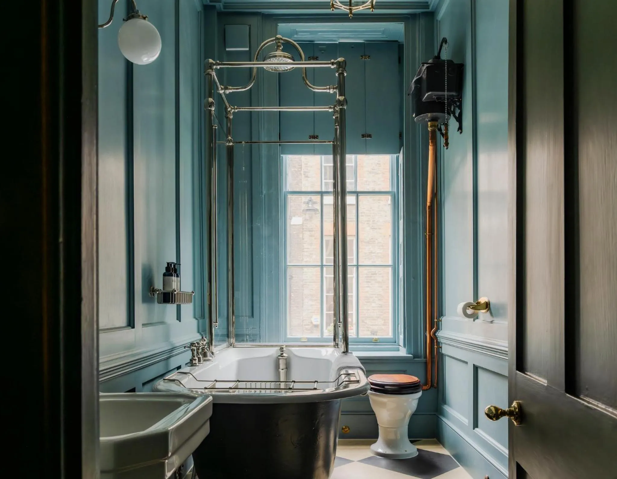 Bathroom in Hazlitt's