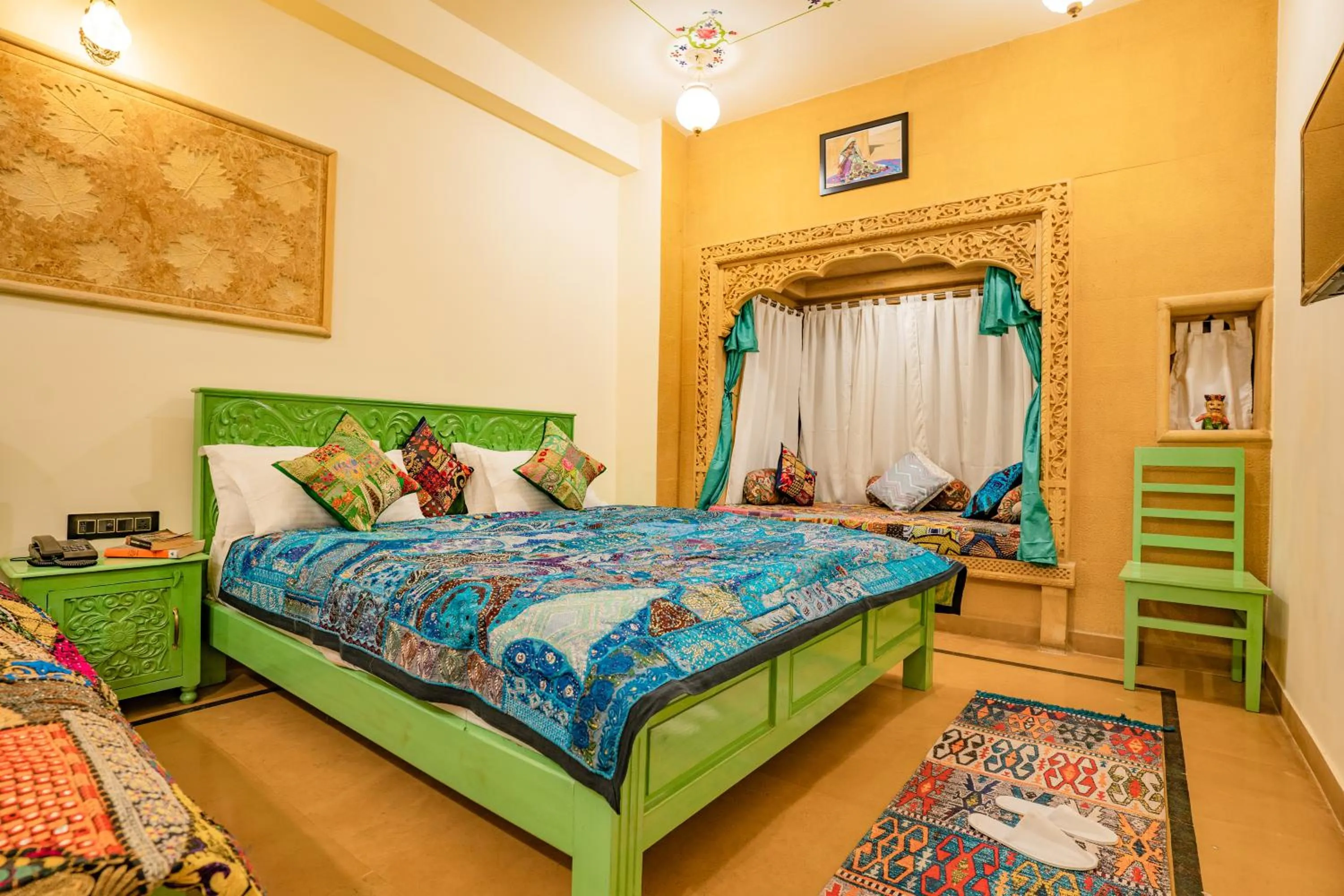 Bed in Tripli Hotels Prithvi Haveli