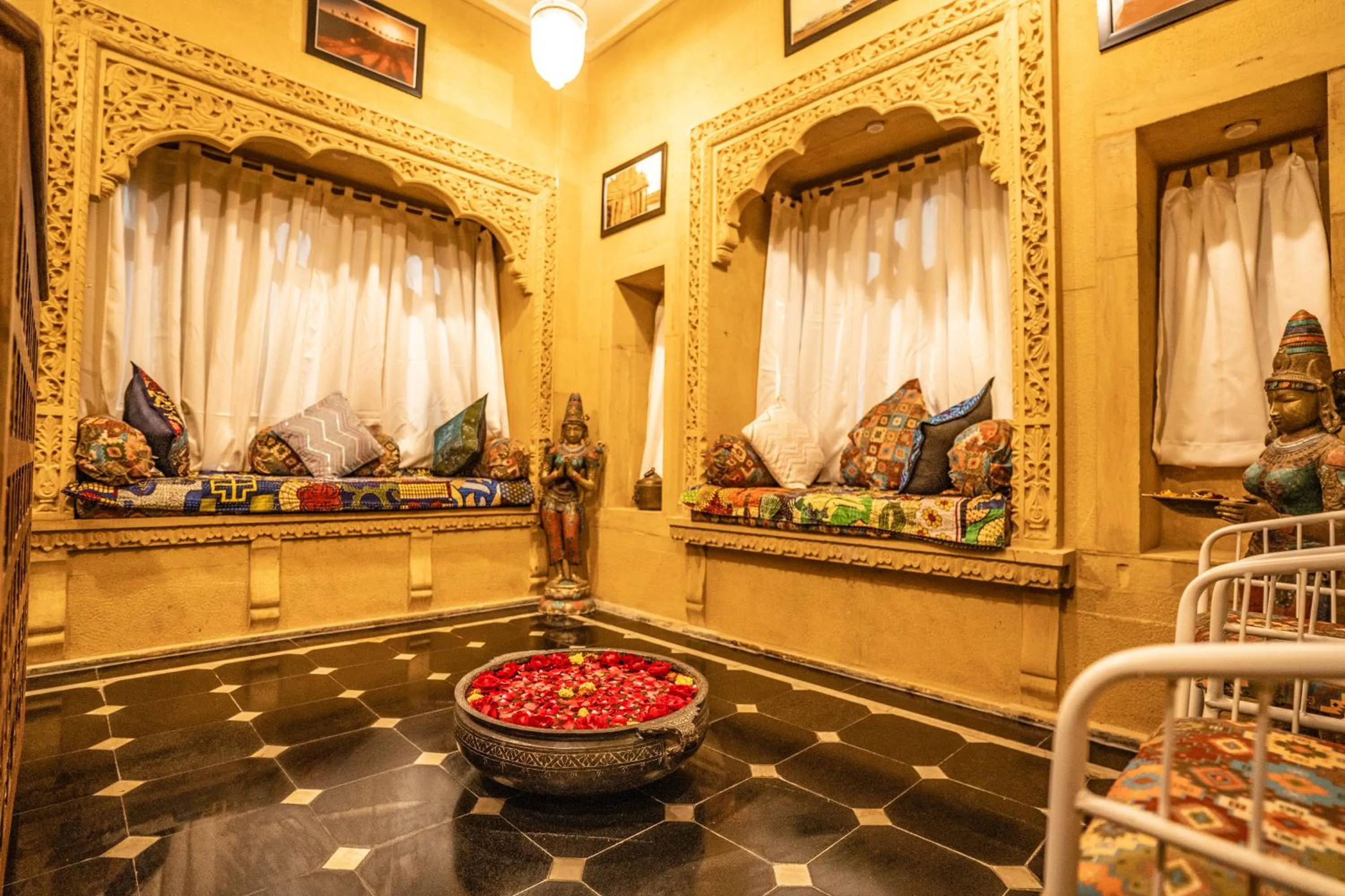 Lobby or reception in Tripli Hotels Prithvi Haveli