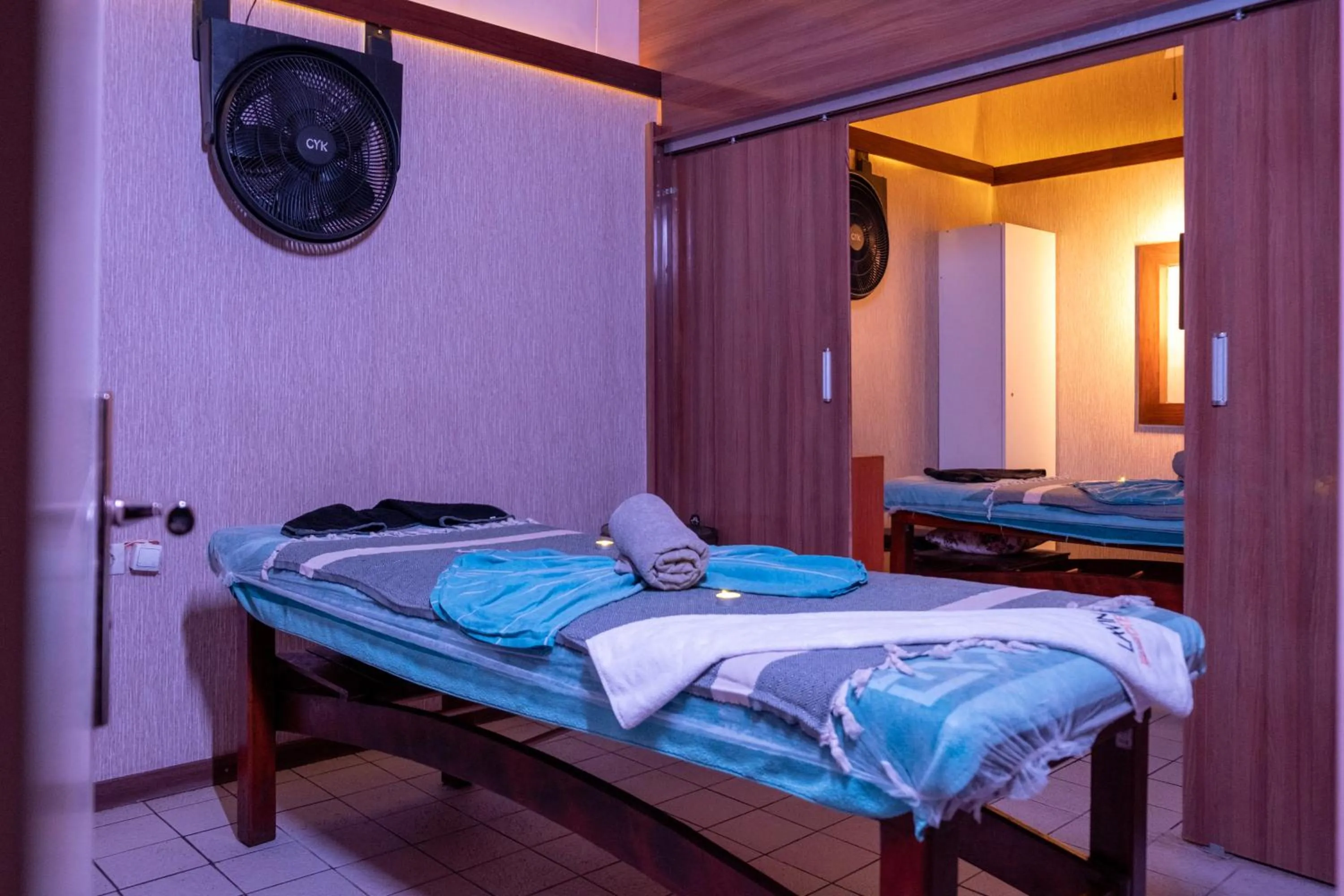 Spa and wellness centre/facilities, Bed in Lavin Hotel & Spa