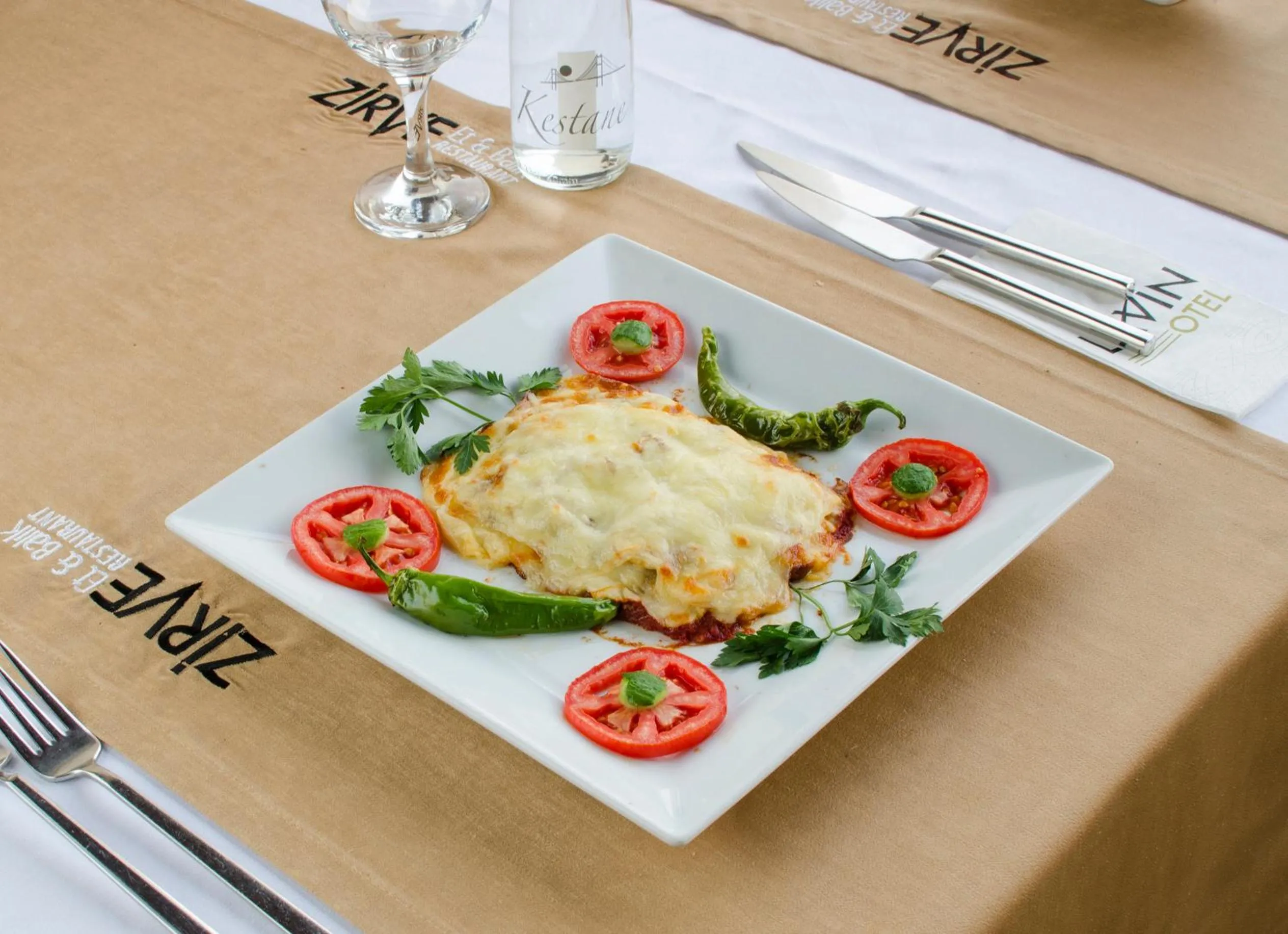 Food and drinks in Lavin Hotel & Spa