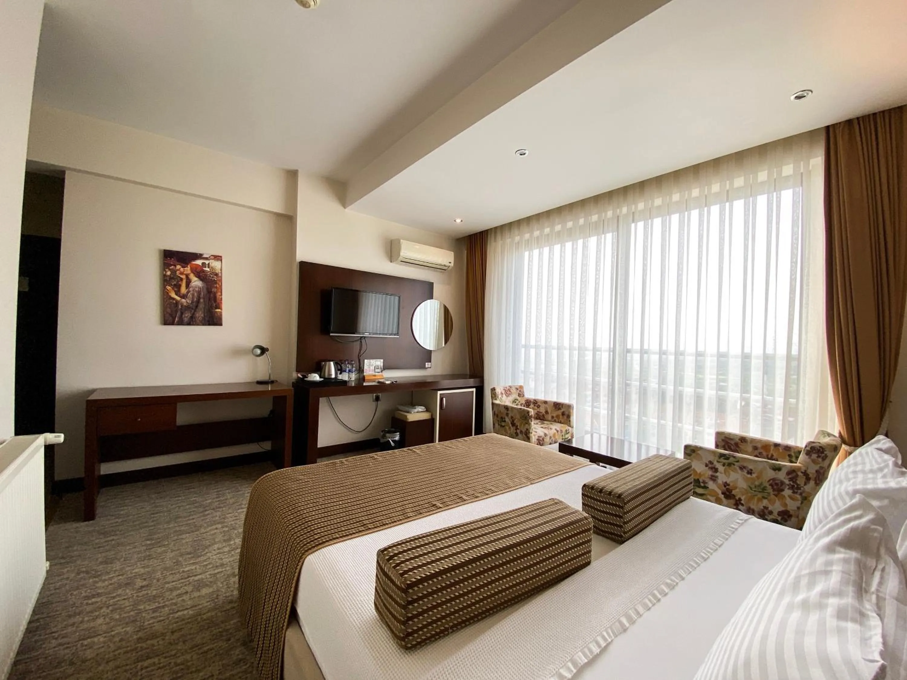 Bedroom, Bed in Lavin Hotel & Spa