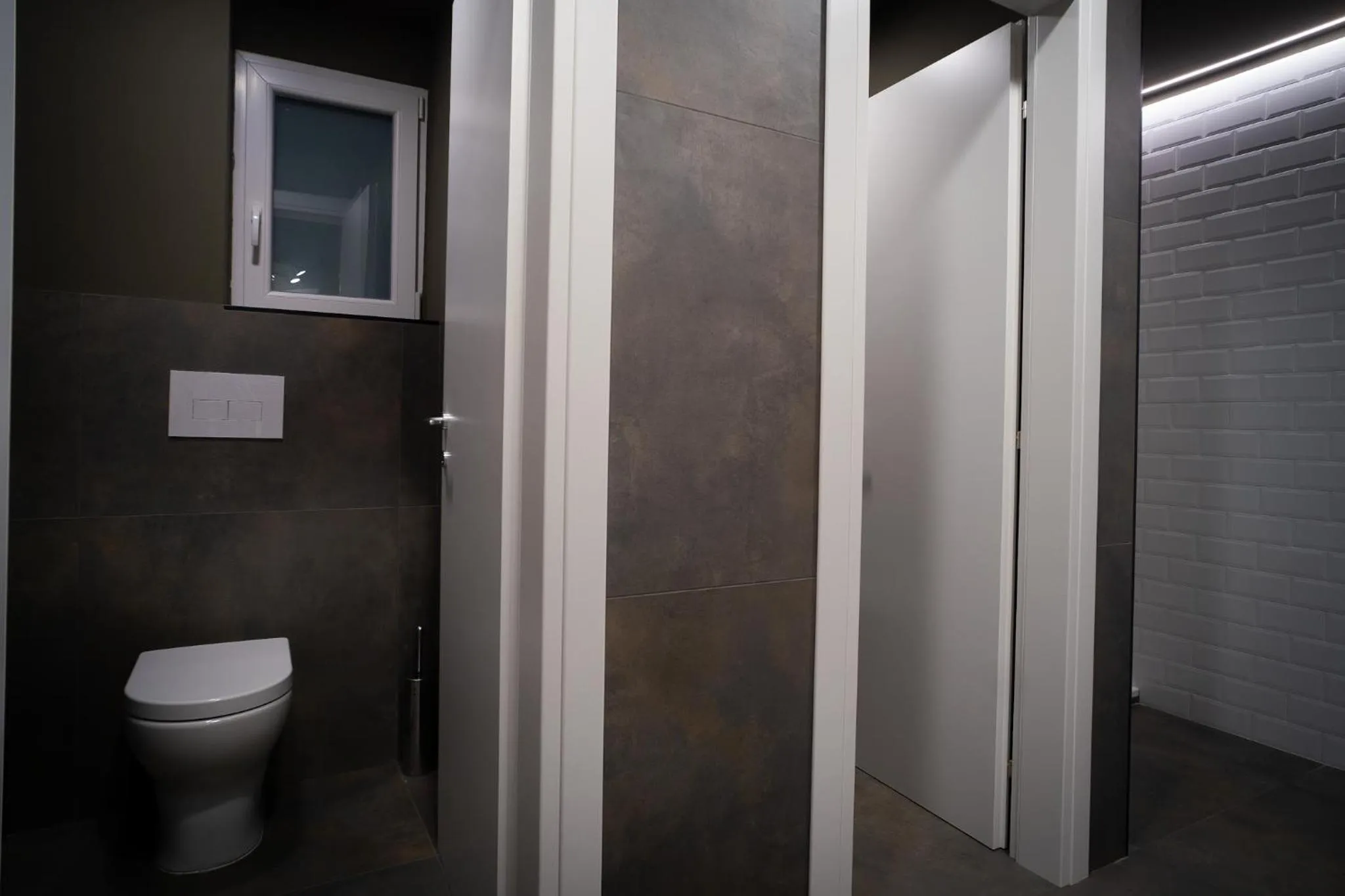 Toilet in Hostelò - Luxury Hostel