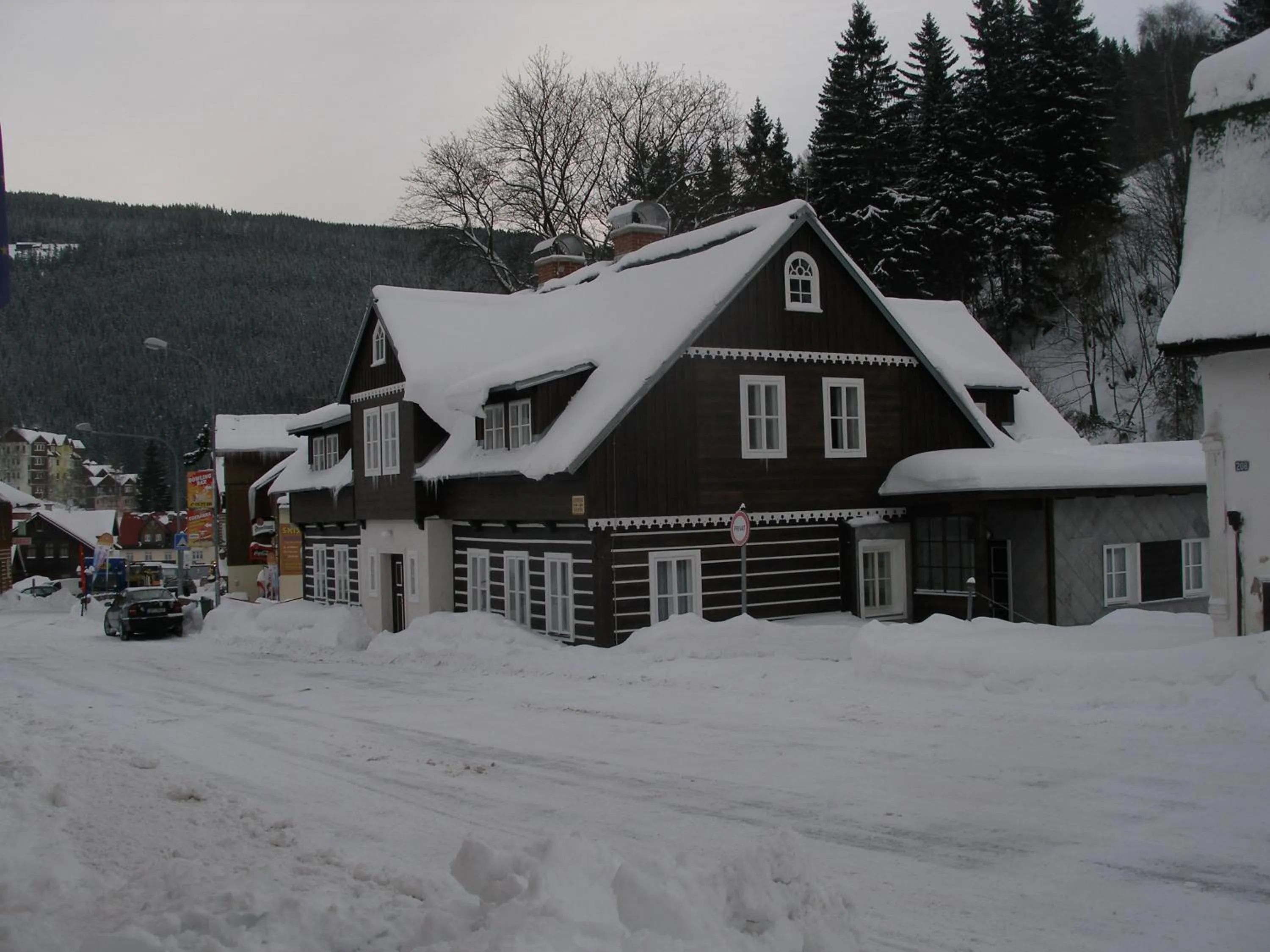 Property building in Pecka Penzion