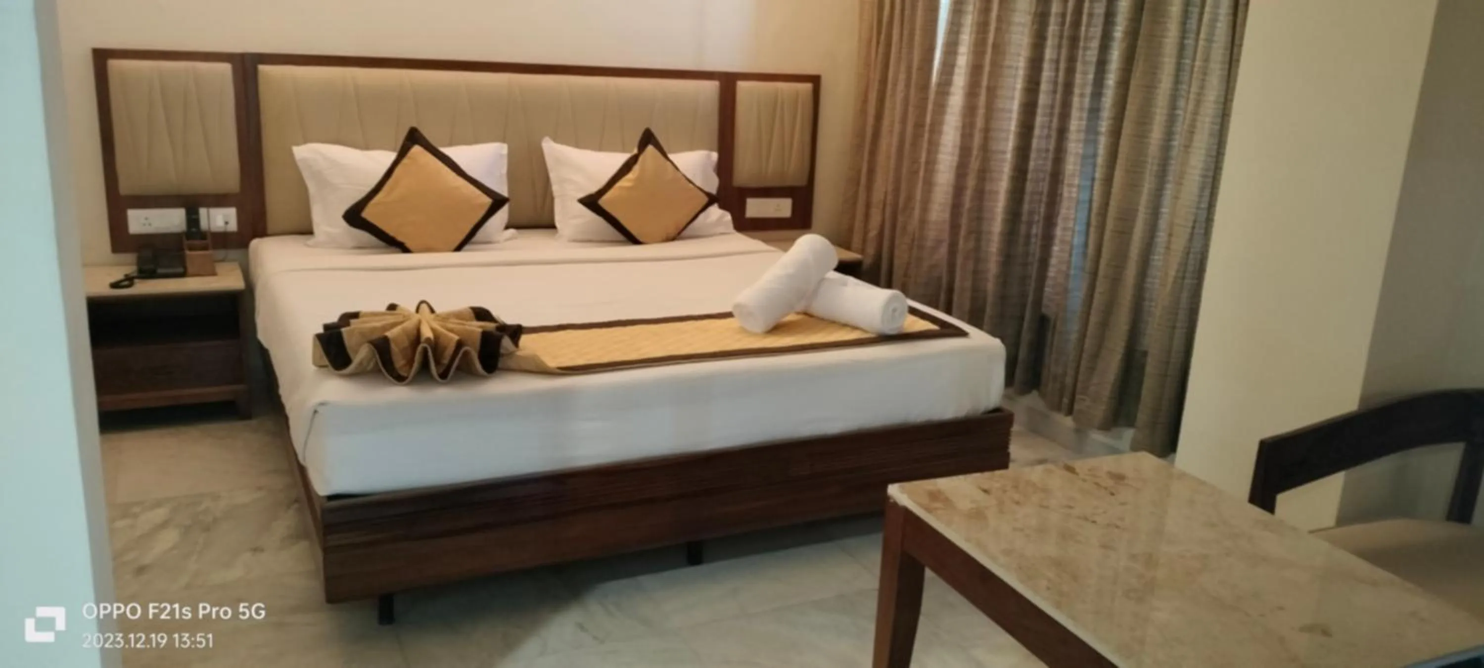 Bed in Hotel Saratharajans