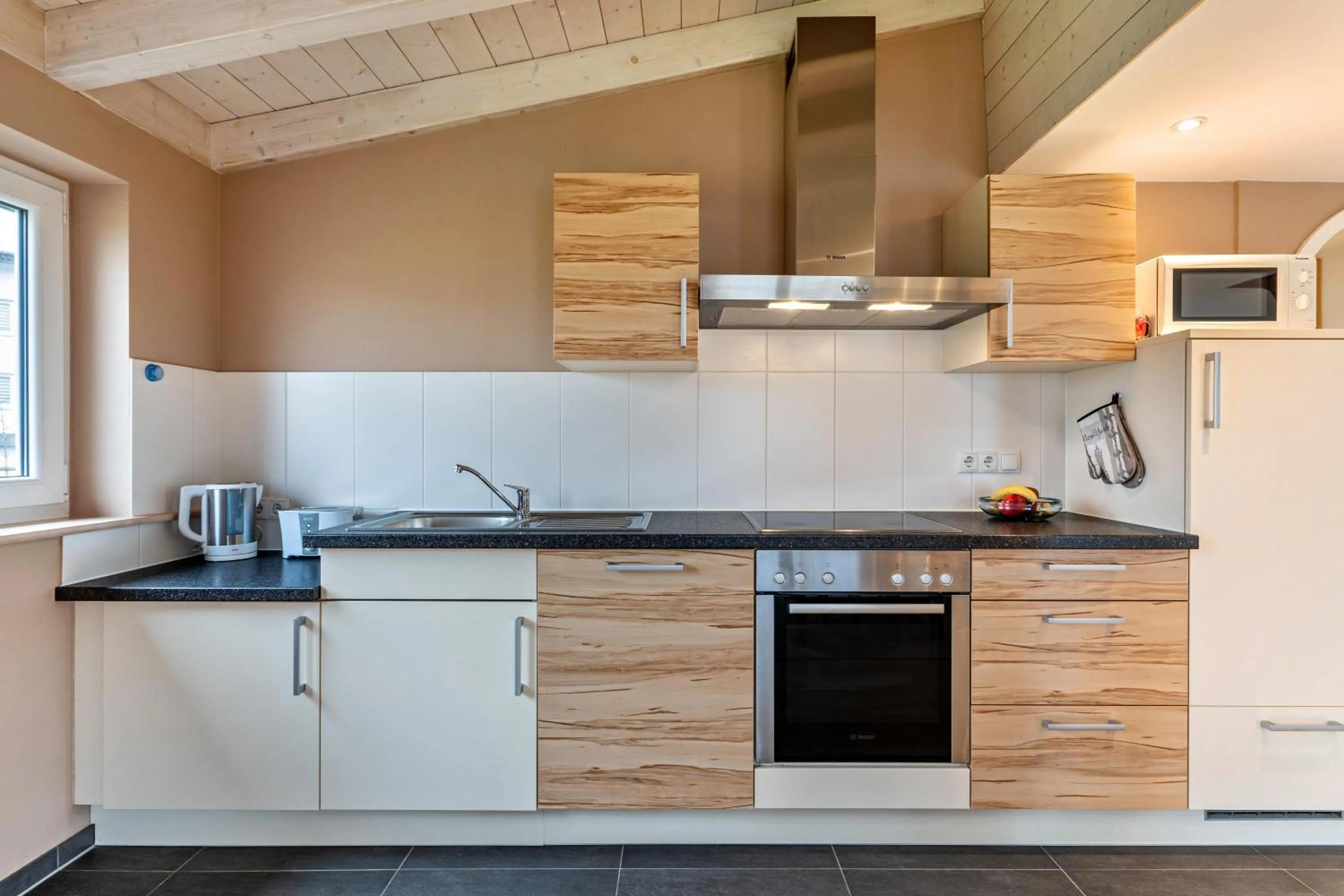 Kitchen or kitchenette in Fewo Sonnenschein - Haus Sommerberg
