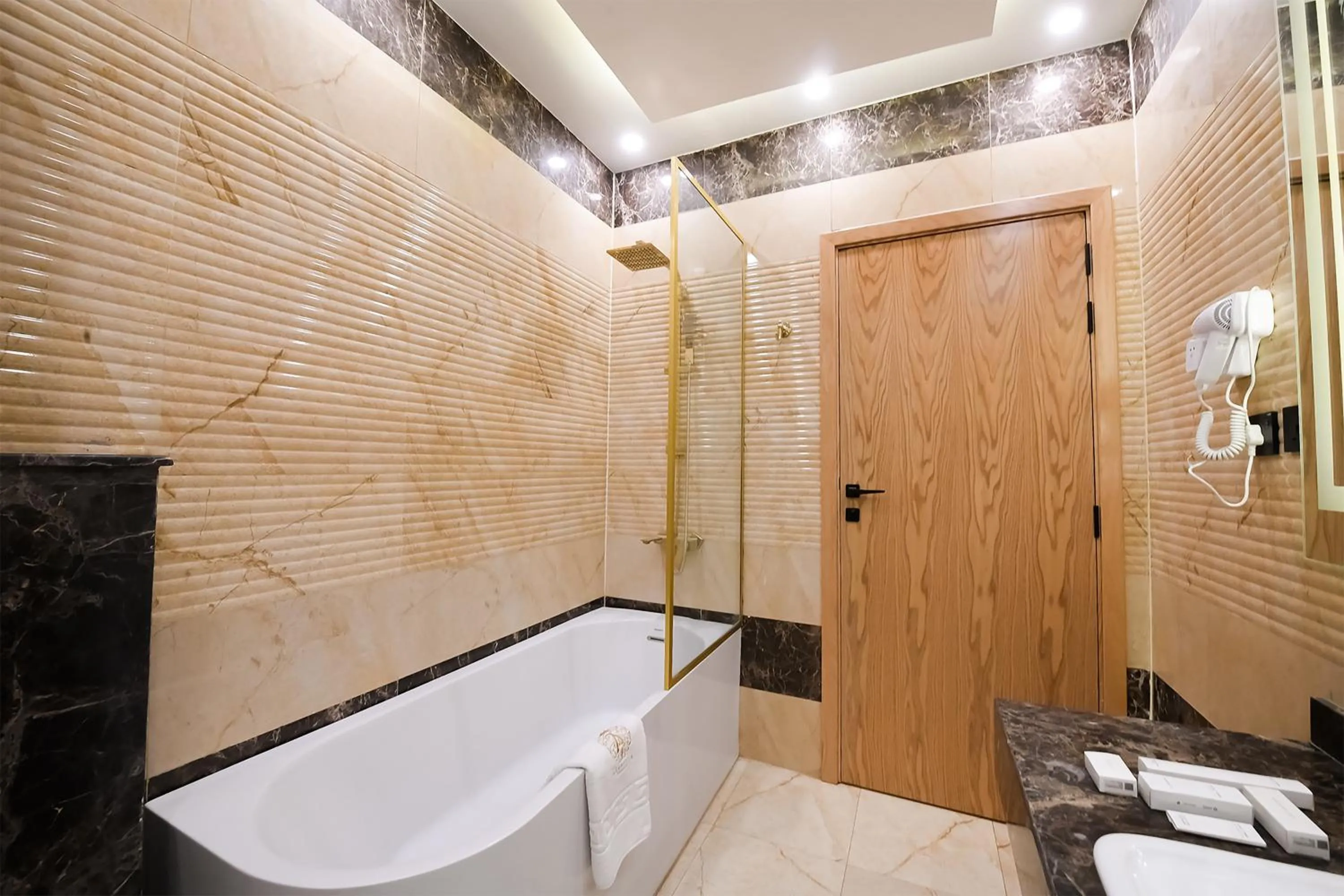 Shower in Arabella Premium Residence - New Cairo