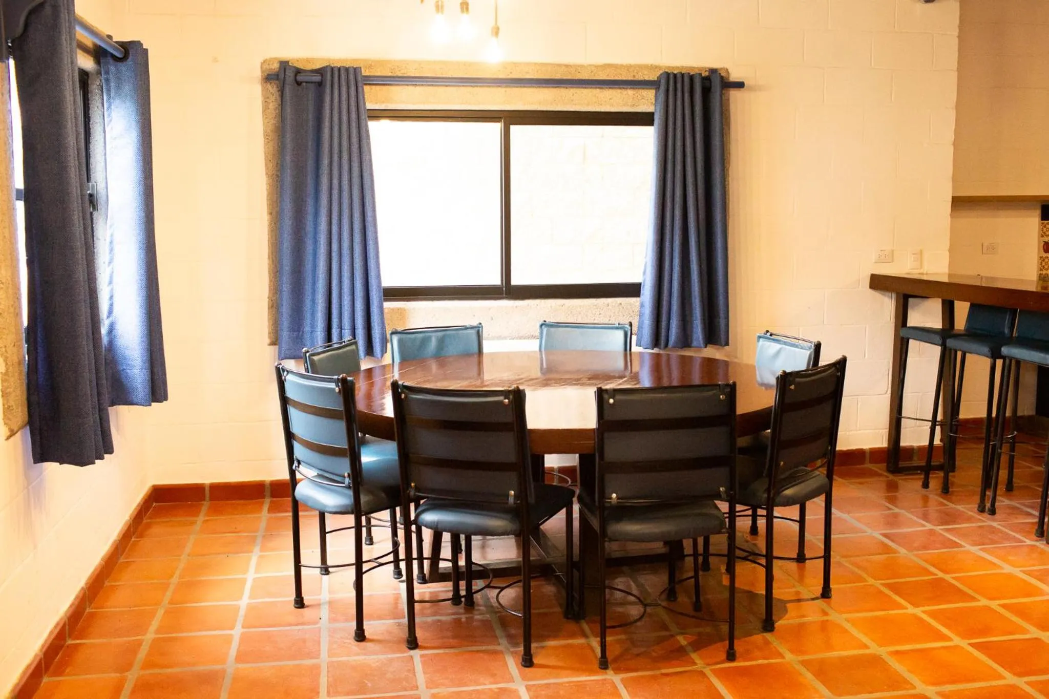 Dining area in Cabañas Bungalos las Alazanas