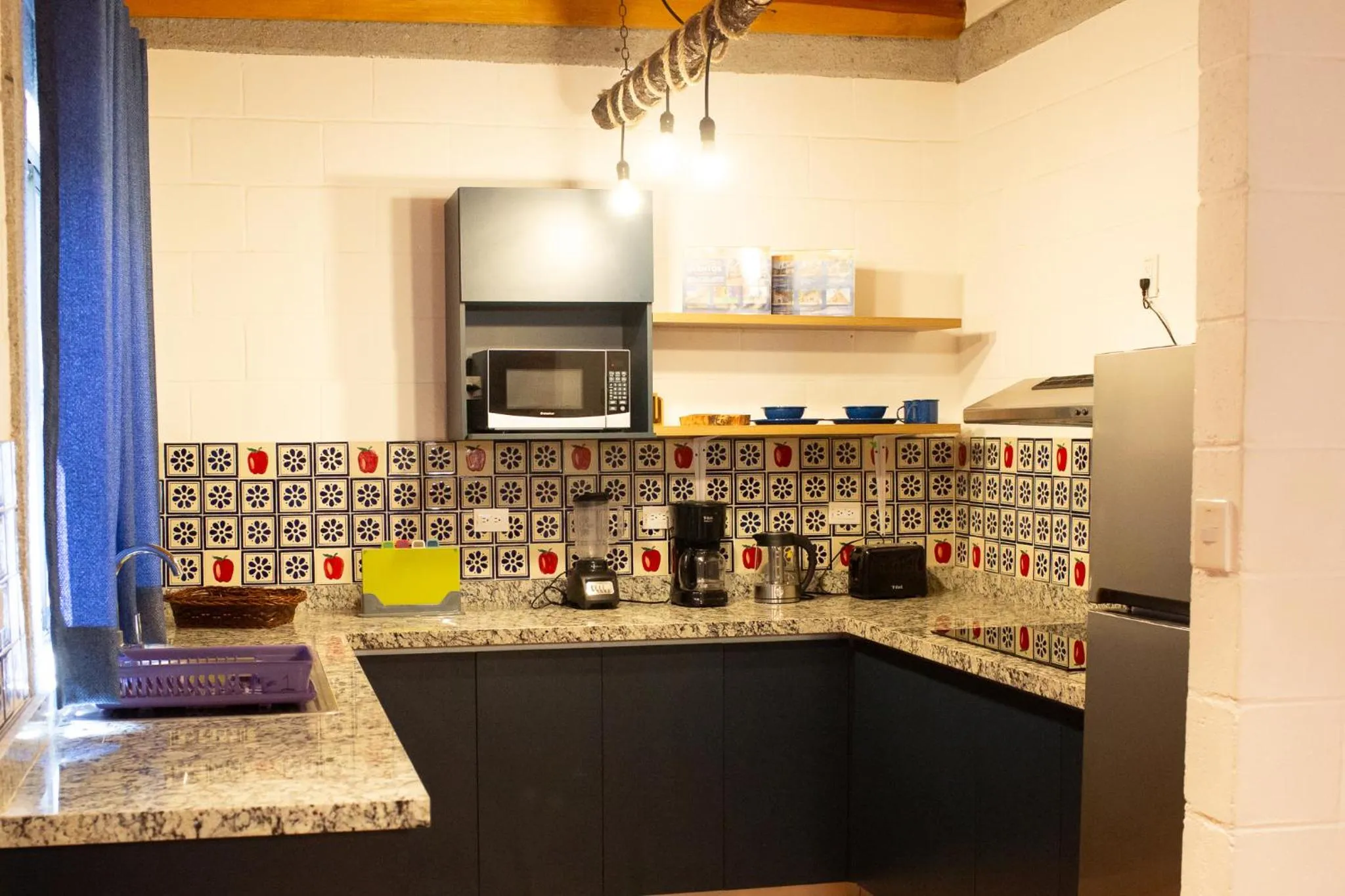 Kitchen or kitchenette in Cabañas Bungalos las Alazanas