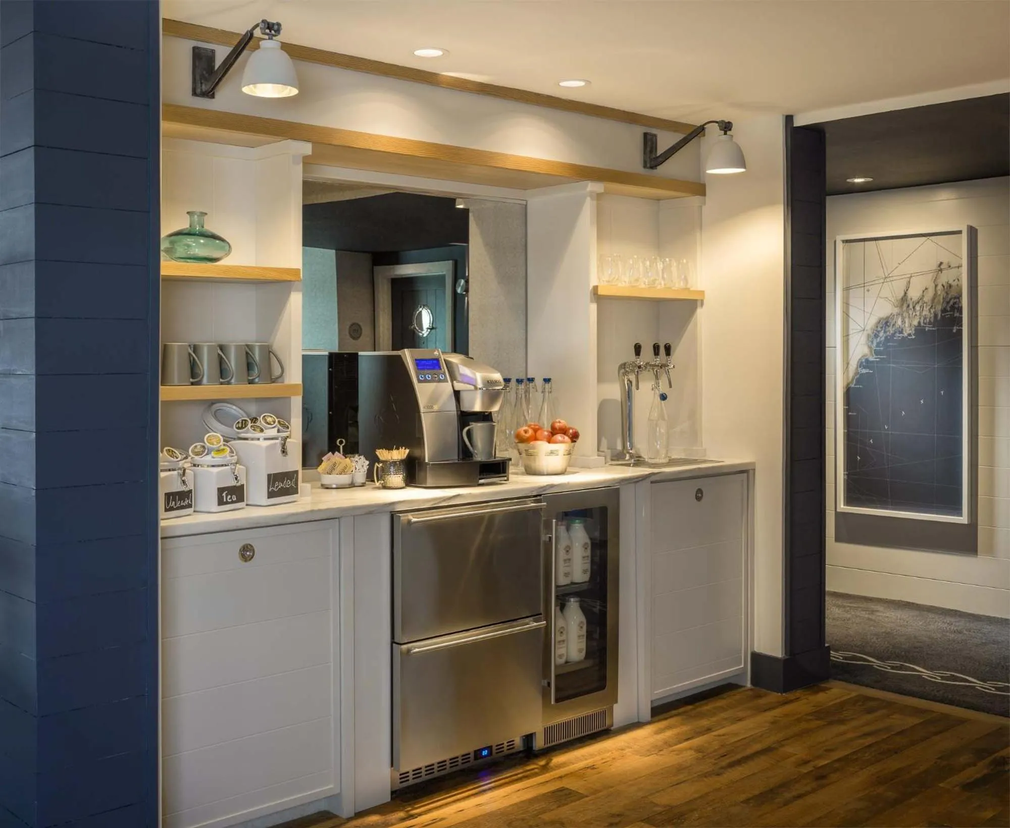 Restaurant/places to eat in Cliff House Maine