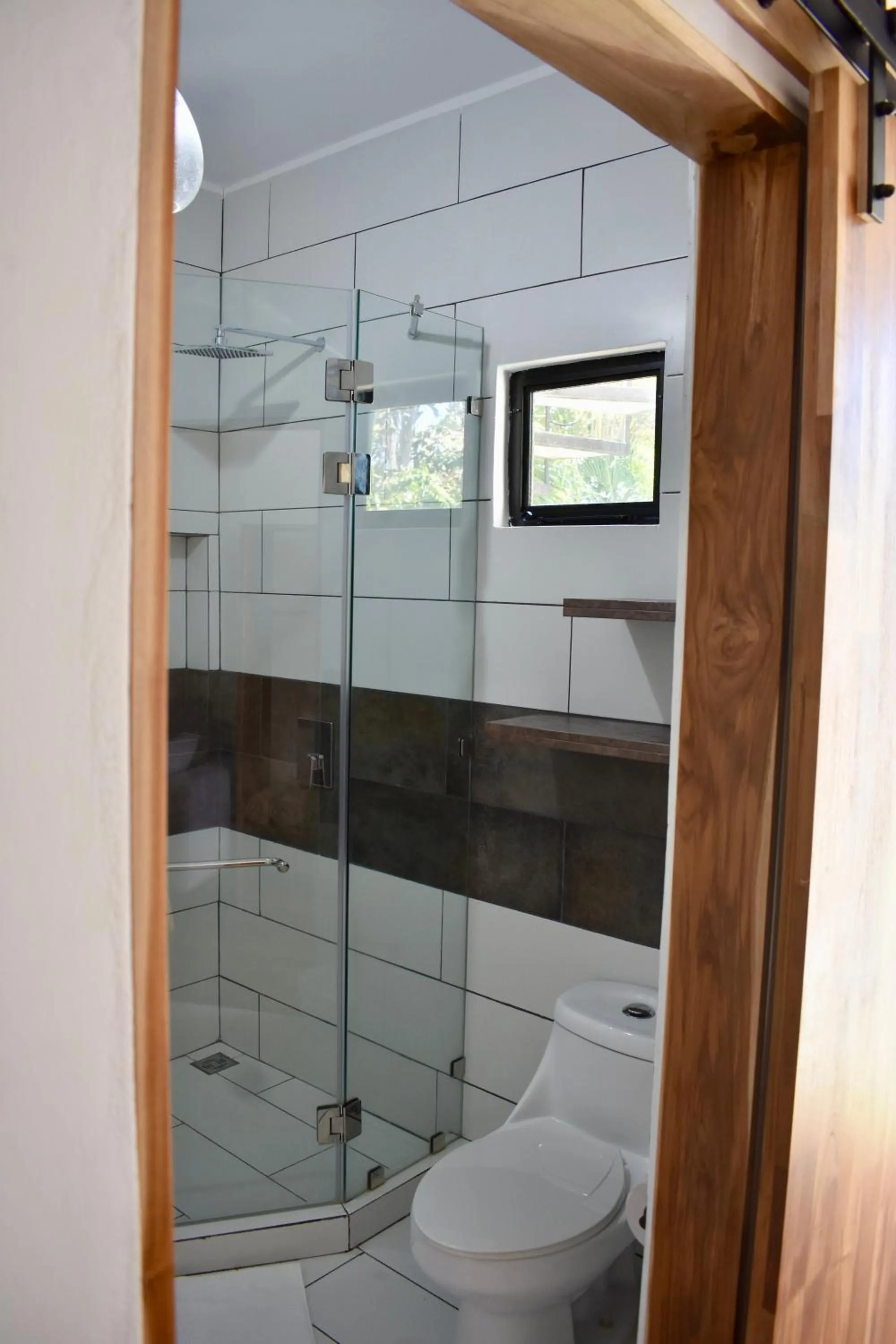 Shower in Fuego Lodge