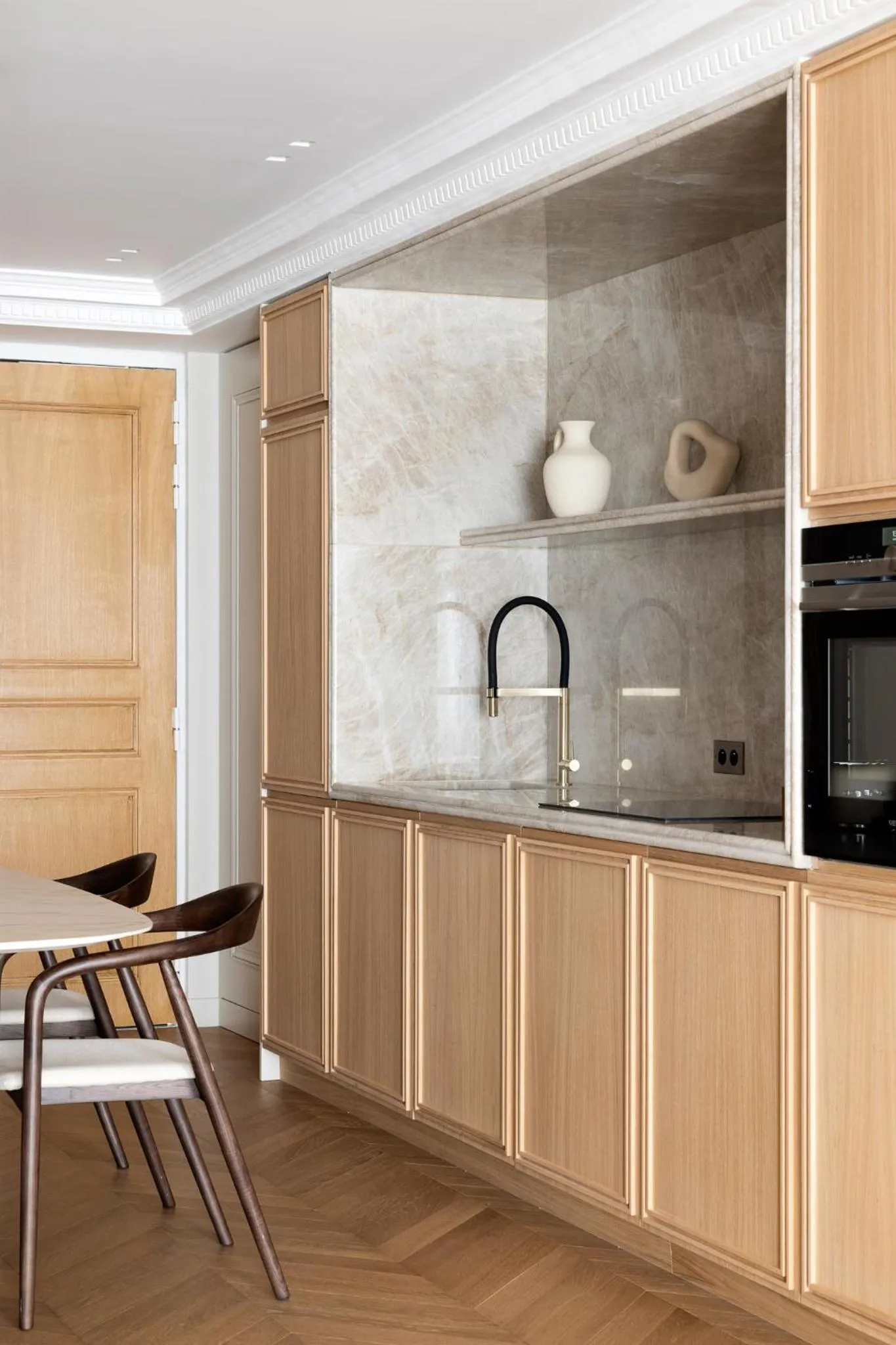 kitchen in HIGHSTAY - Luxury Serviced Apartments - Centre Pompidou