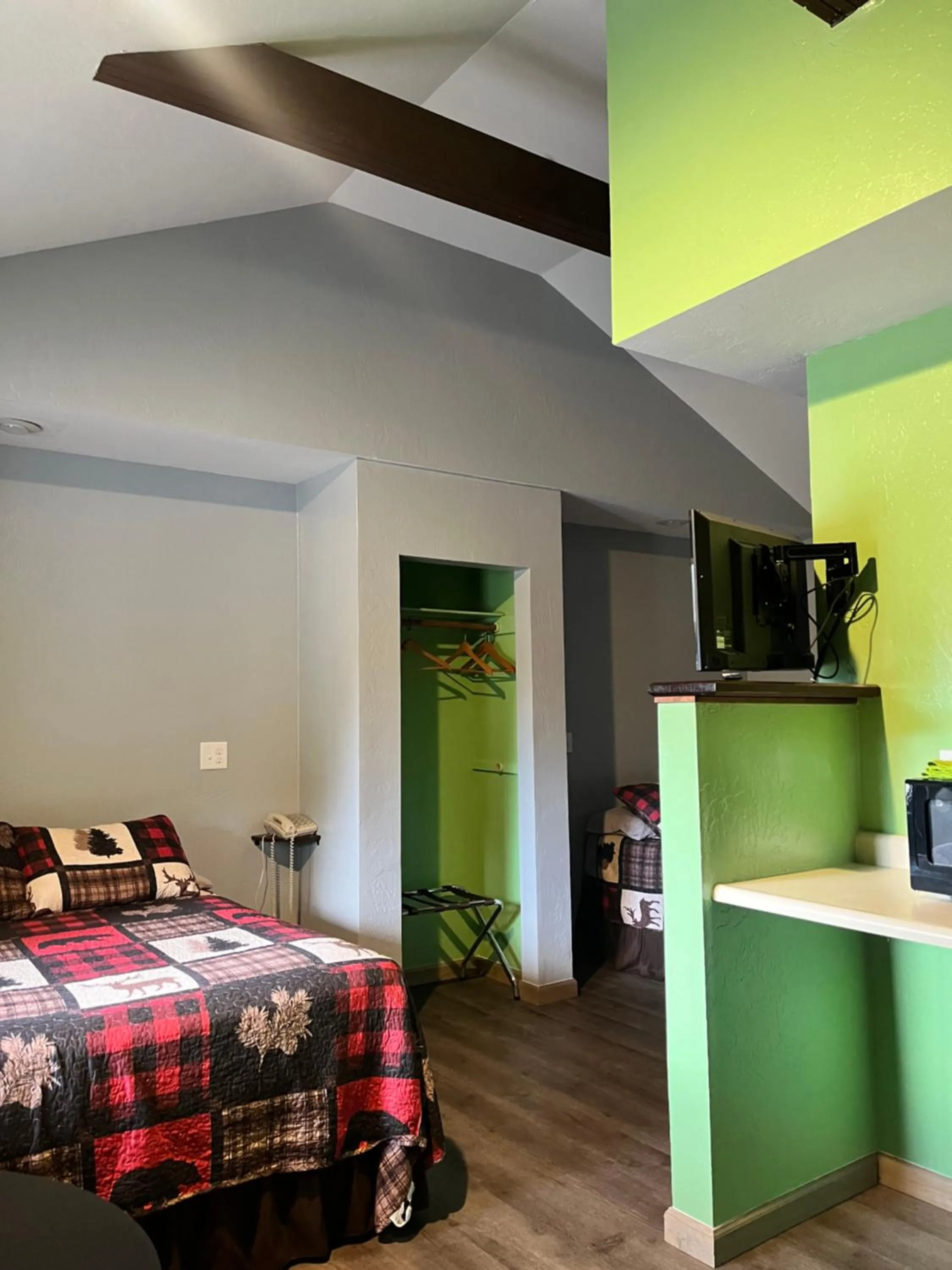 Bed in Dean Creek Resort