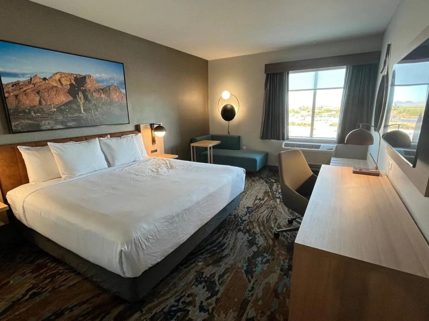 Bedroom, Bed in La Quinta Inn & Suites by Wyndham Yuma