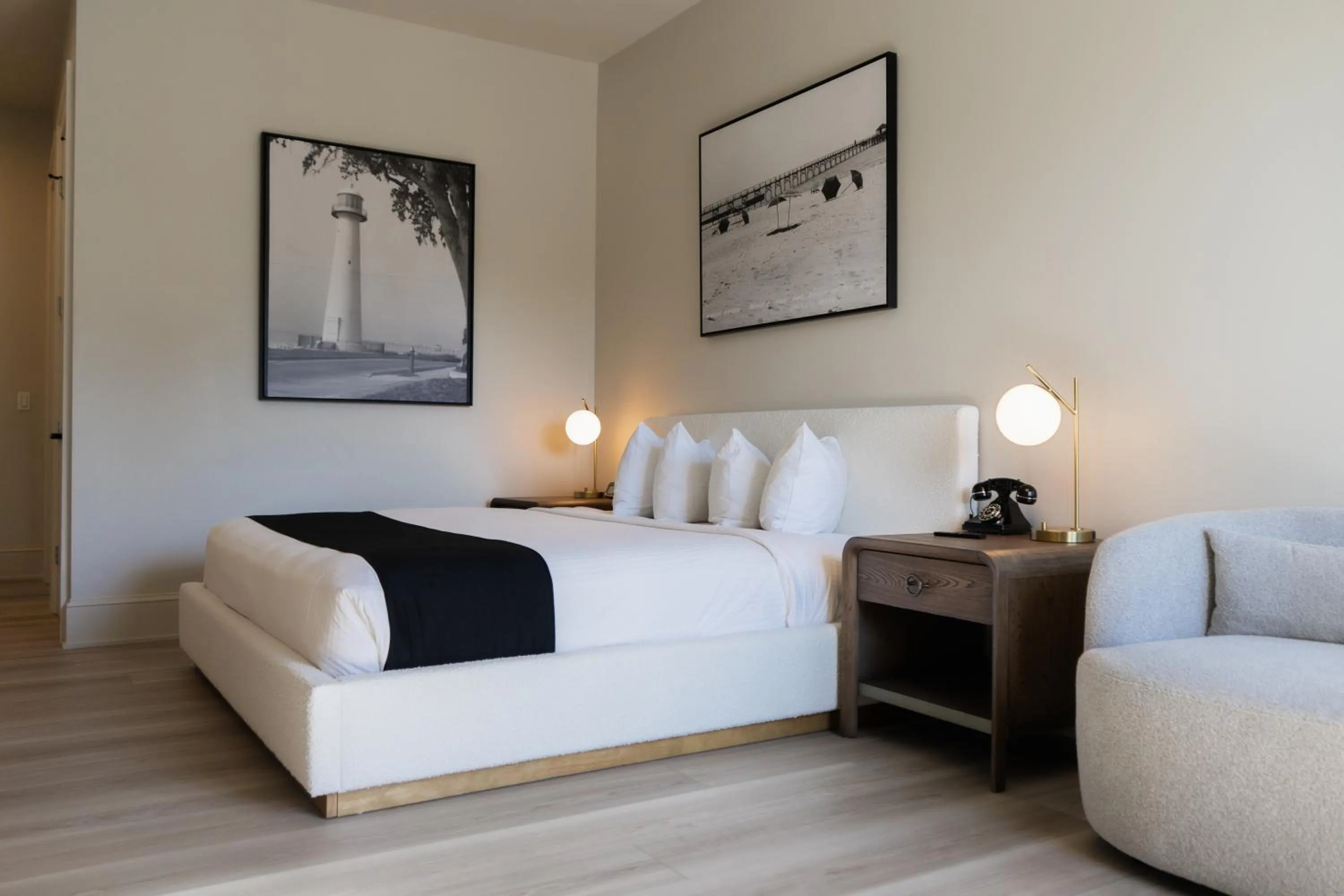 Bed in White House Hotel