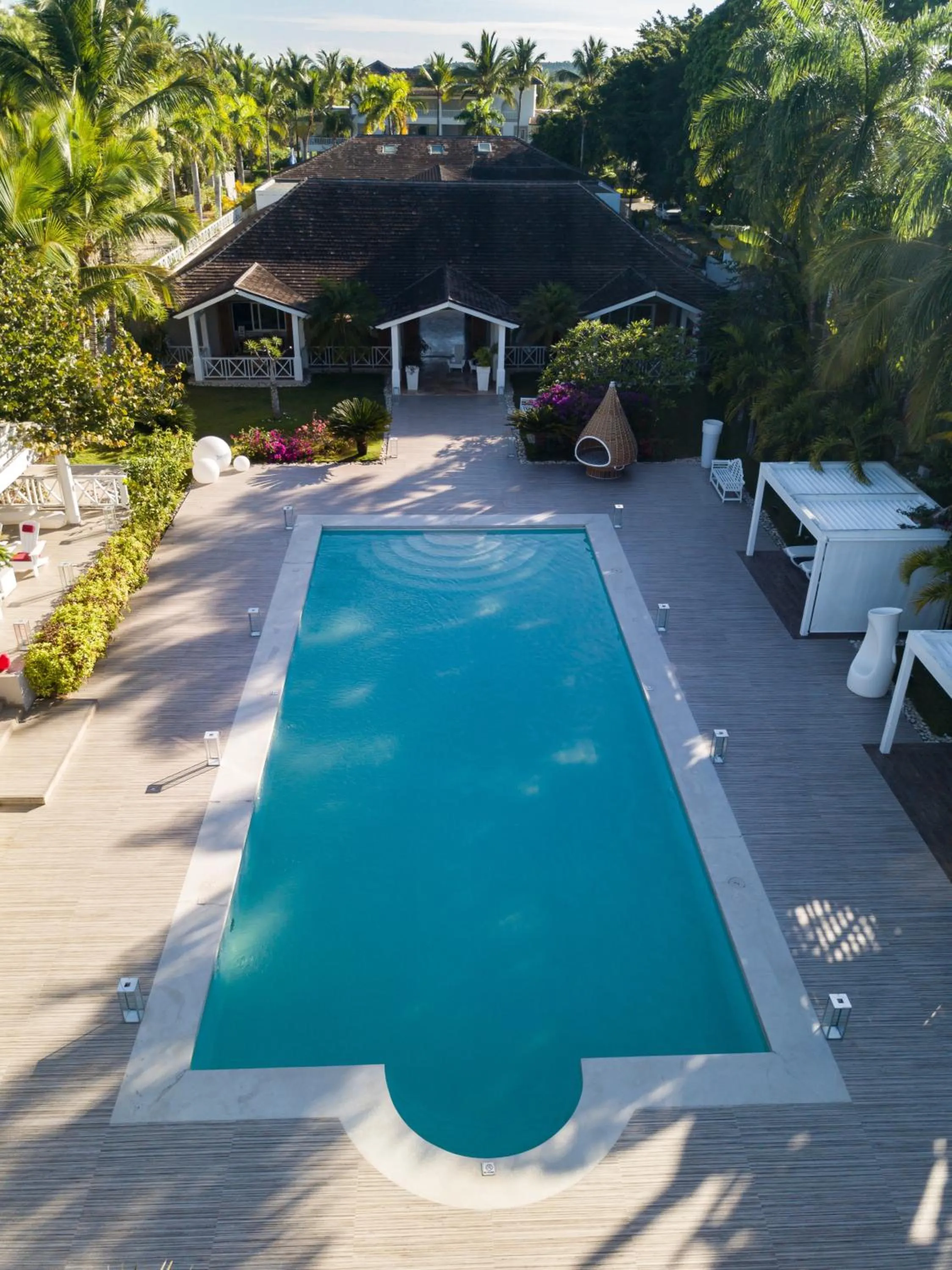 Swimming pool in TRACADERO Beach Club & Holidays Rentals