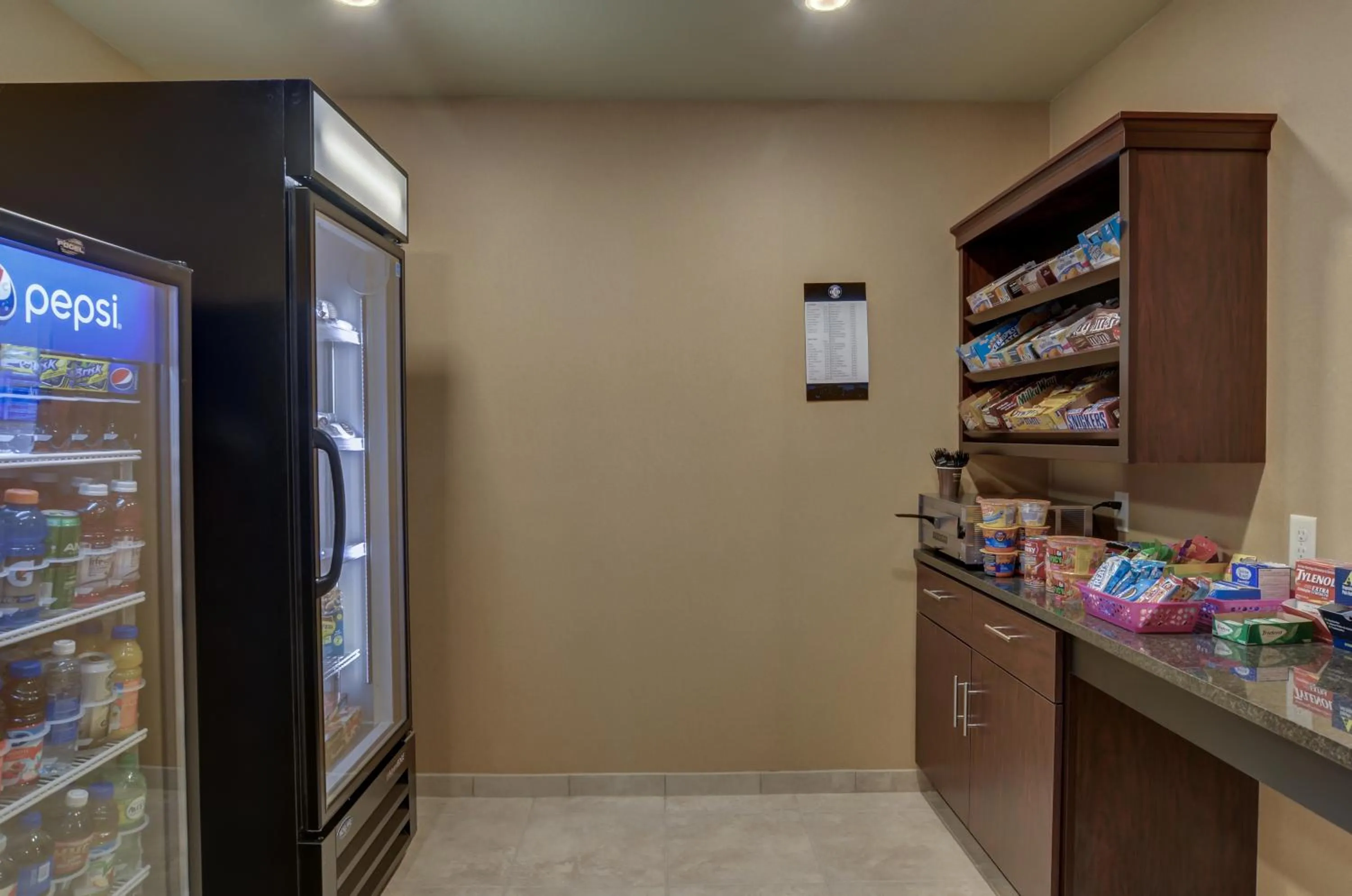 On-site shops in Cobblestone Inn & Suites-Kersey