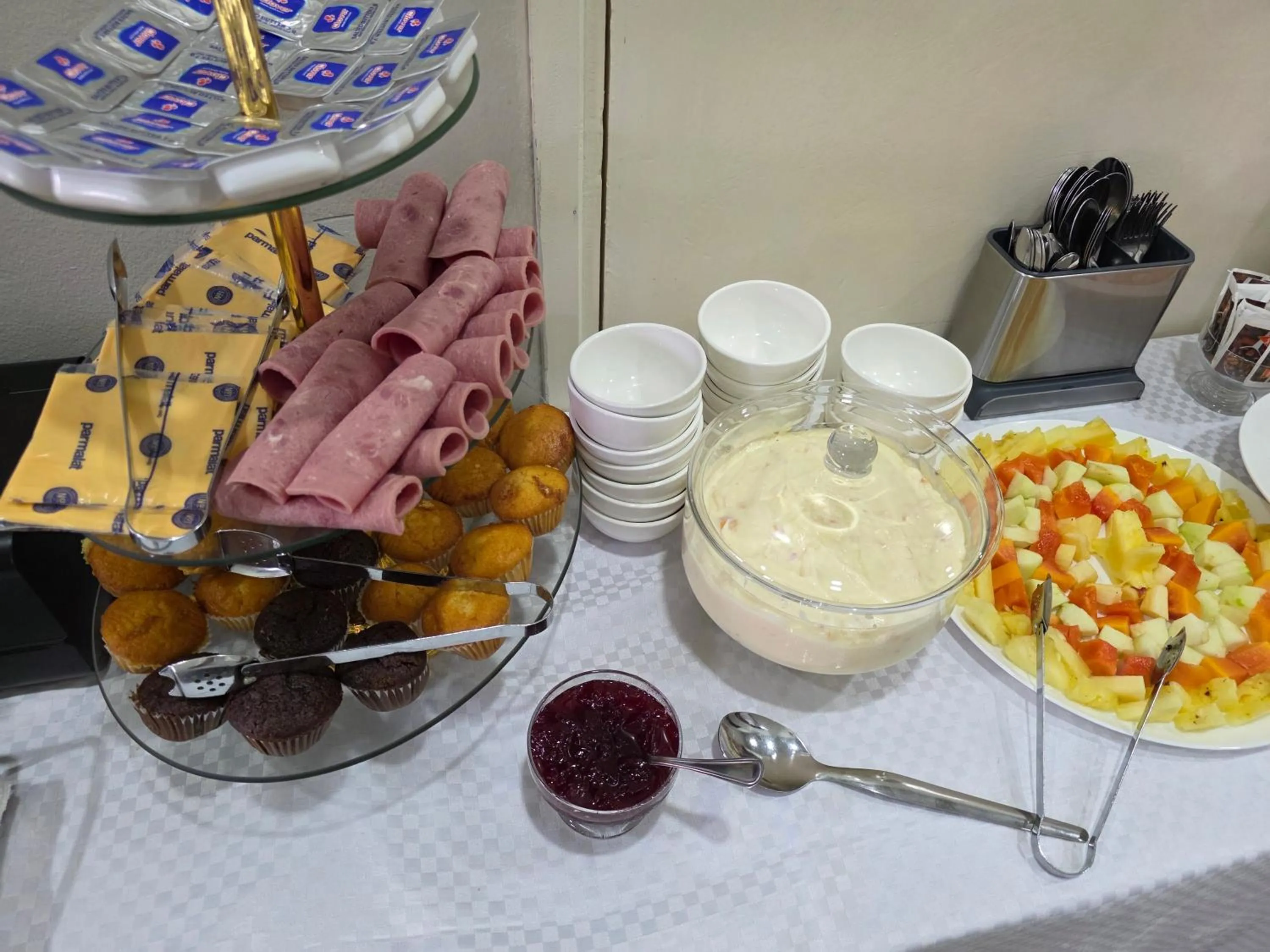 Breakfast in White Garden Hotel