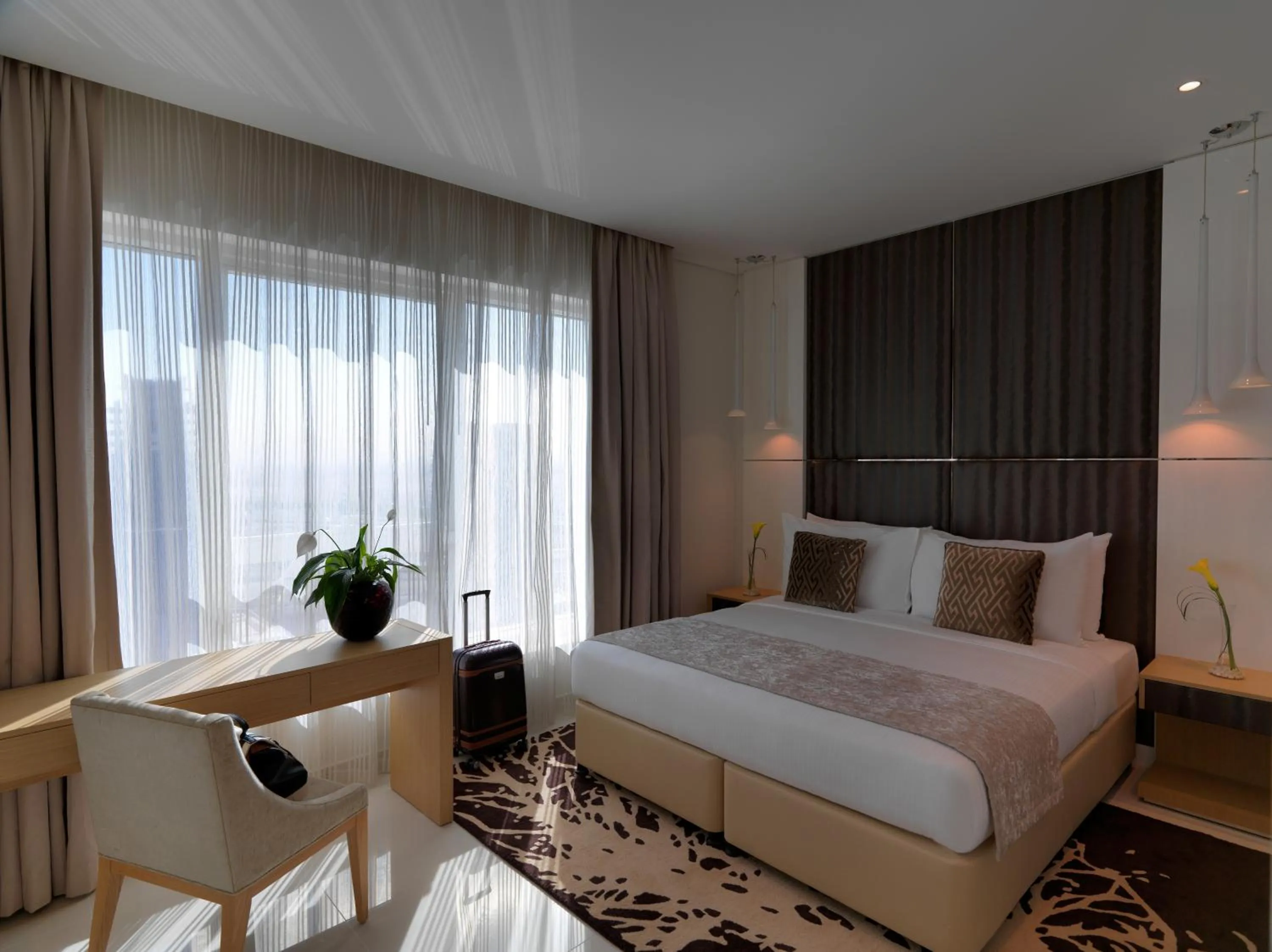 Bedroom, Bed in DAMAC Maison Canal Views