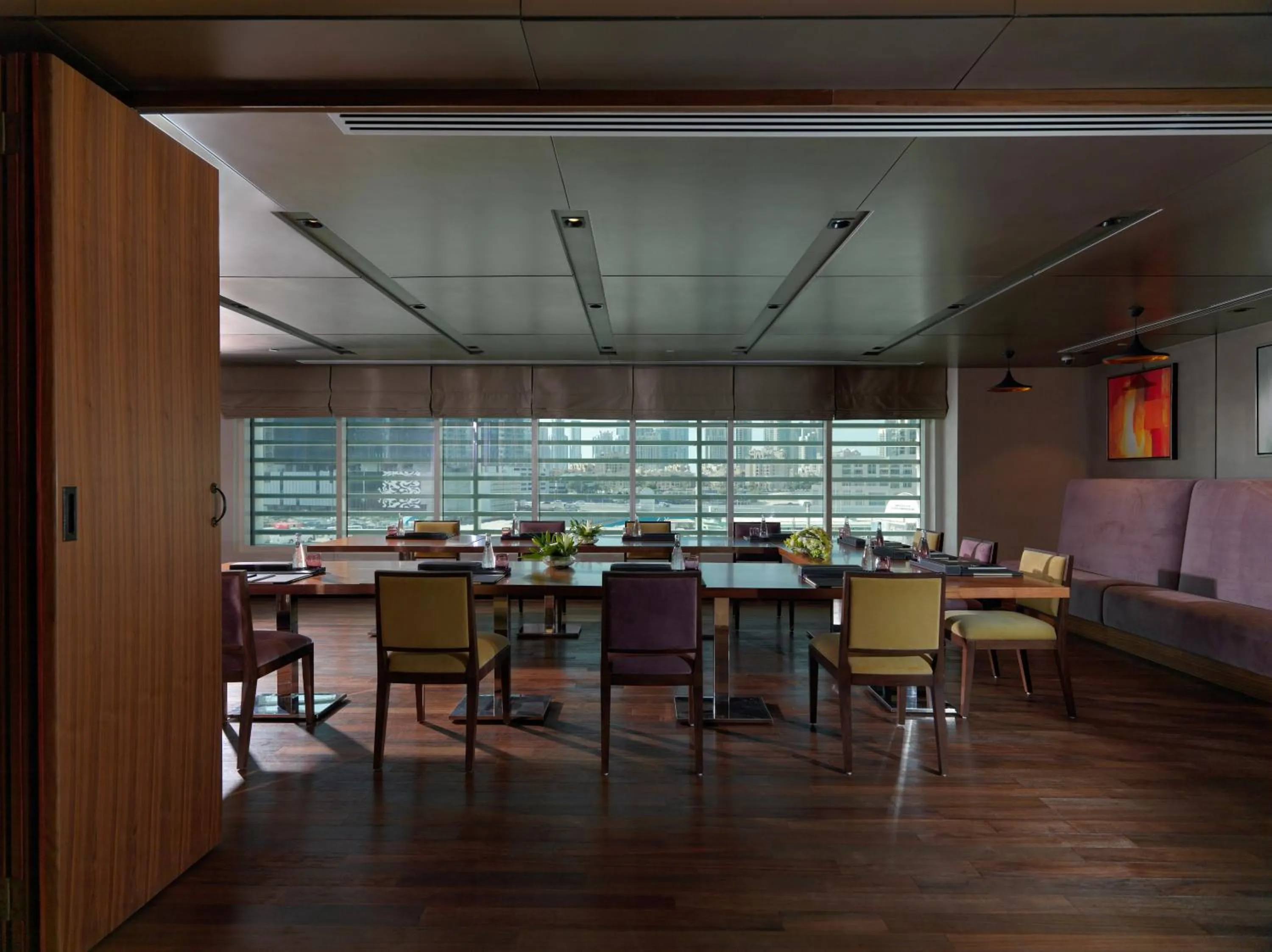 Restaurant/places to eat in DAMAC Maison Canal Views