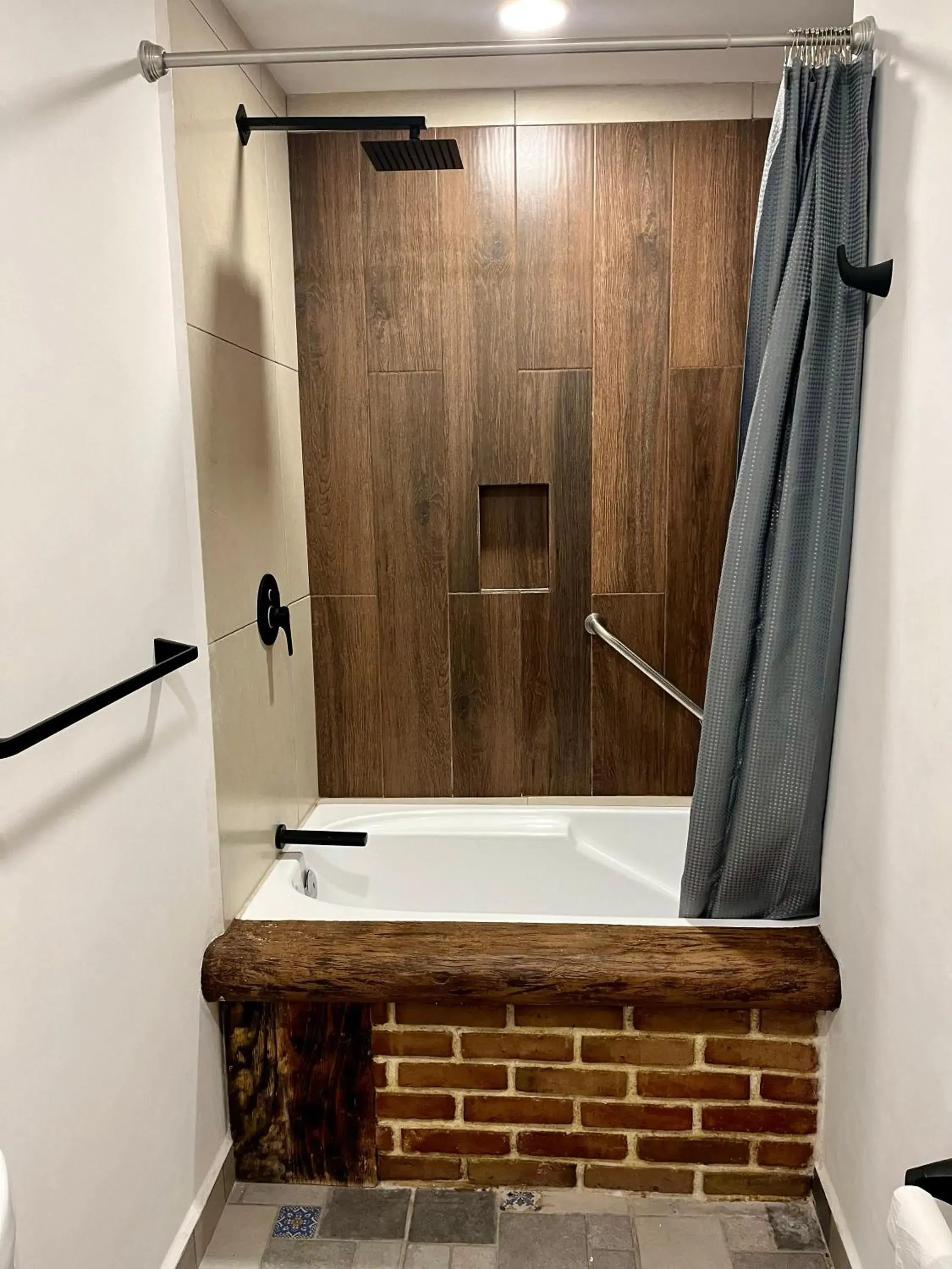 Deluxe Twin Room in Hotel El Aguila, Villa del Carbón Deluxe Twin Room in Hotel El Aguila, Villa del Carbón