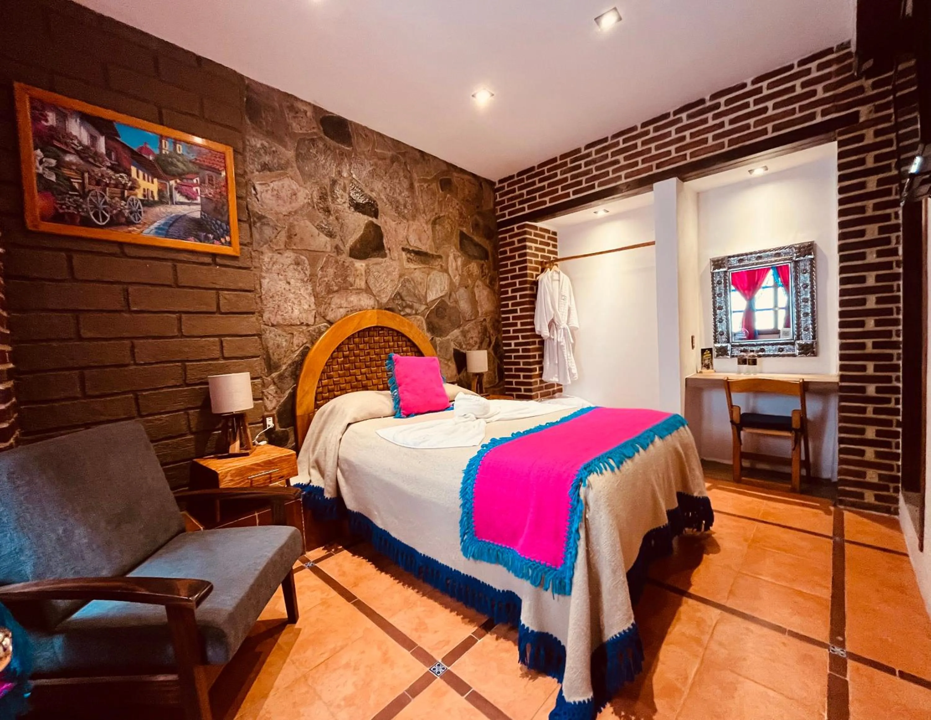 Photo of the whole room, Bed in Hotel El Aguila, Villa del Carbón