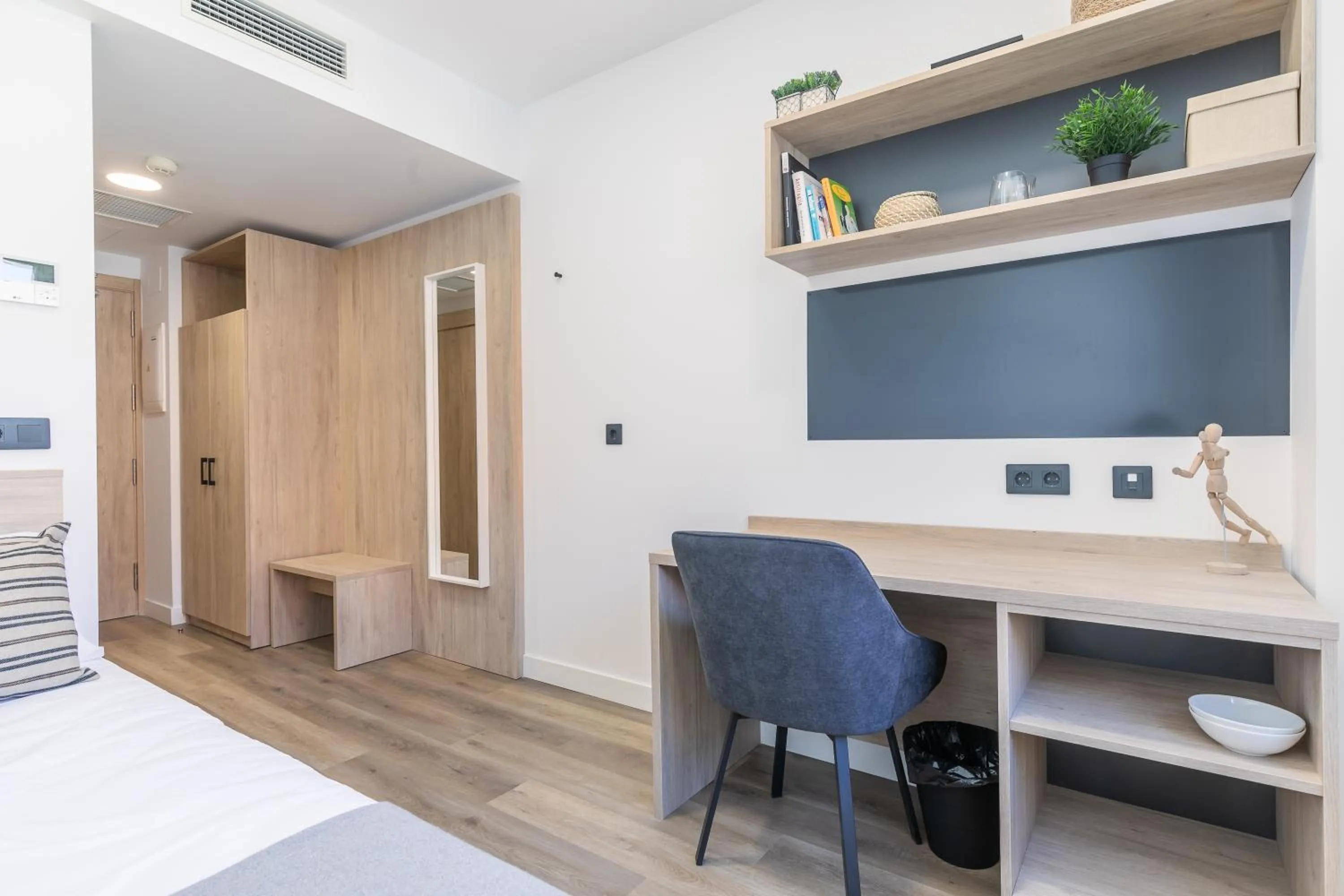 Living room, Bed in Micampus Manuel Tovar 6 Student Residence