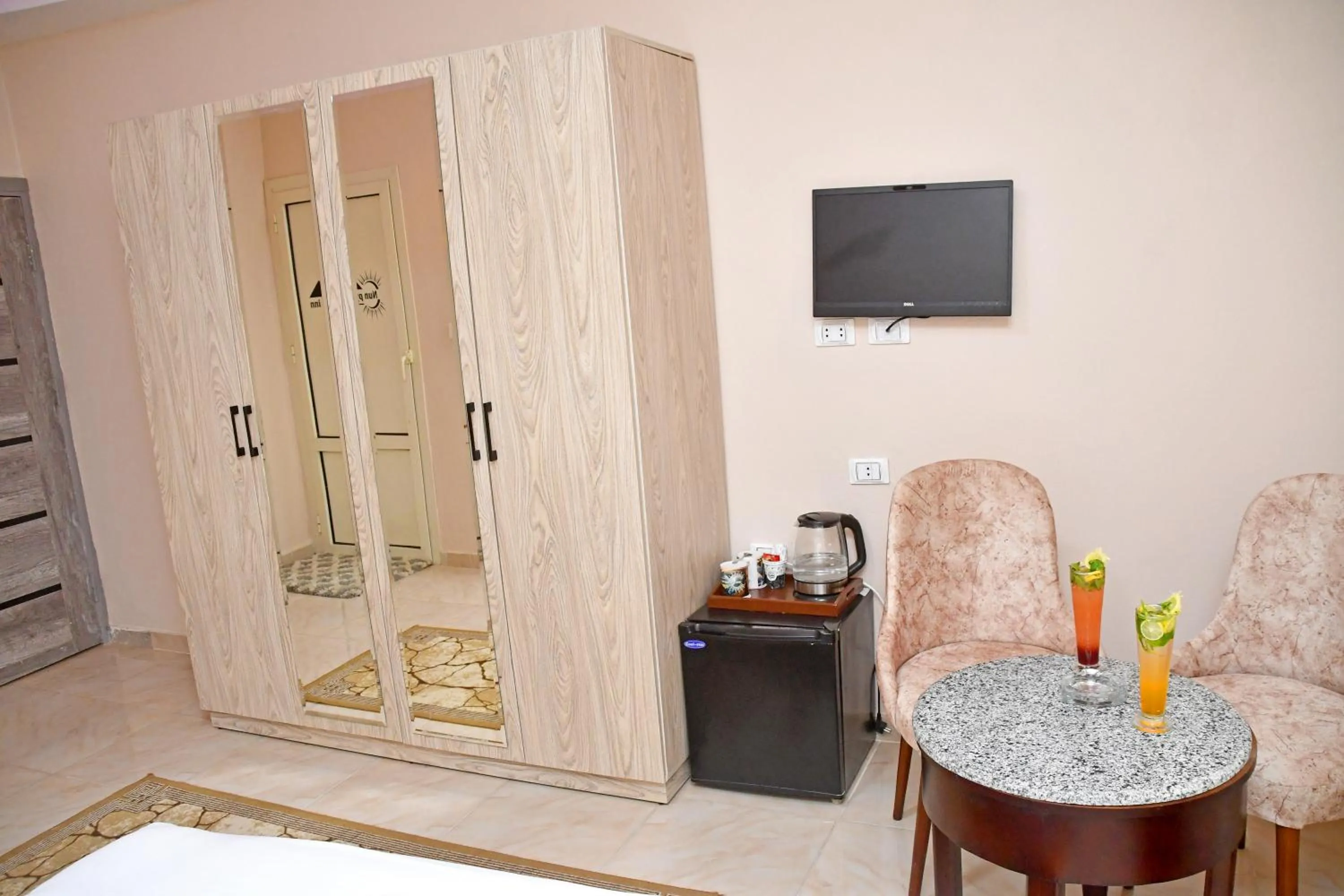 TV and multimedia in Nun Pyramids INN