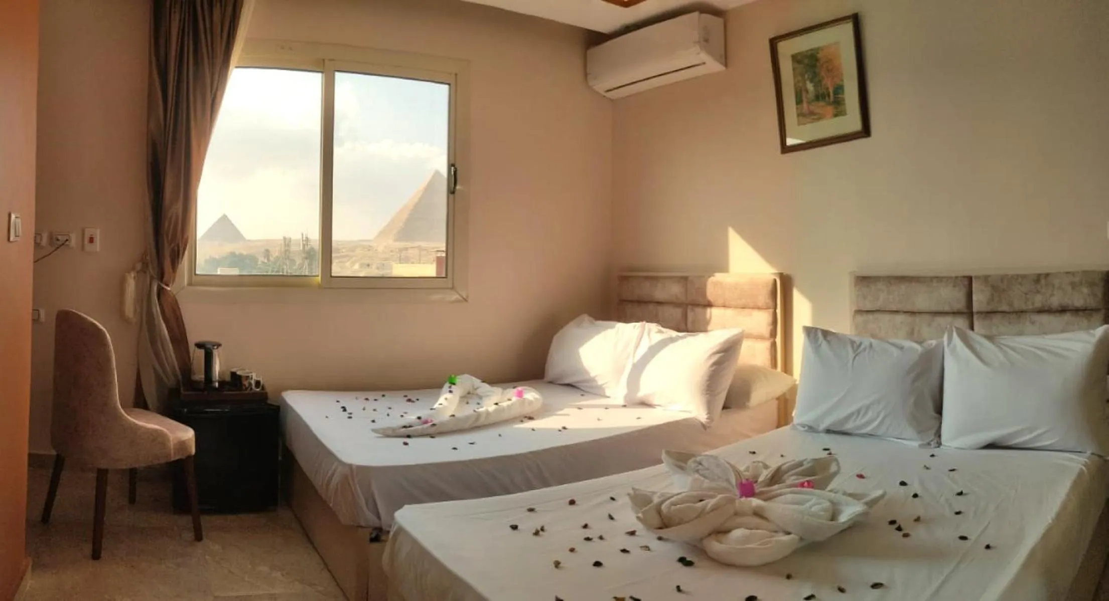 Bed in Nun Pyramids INN