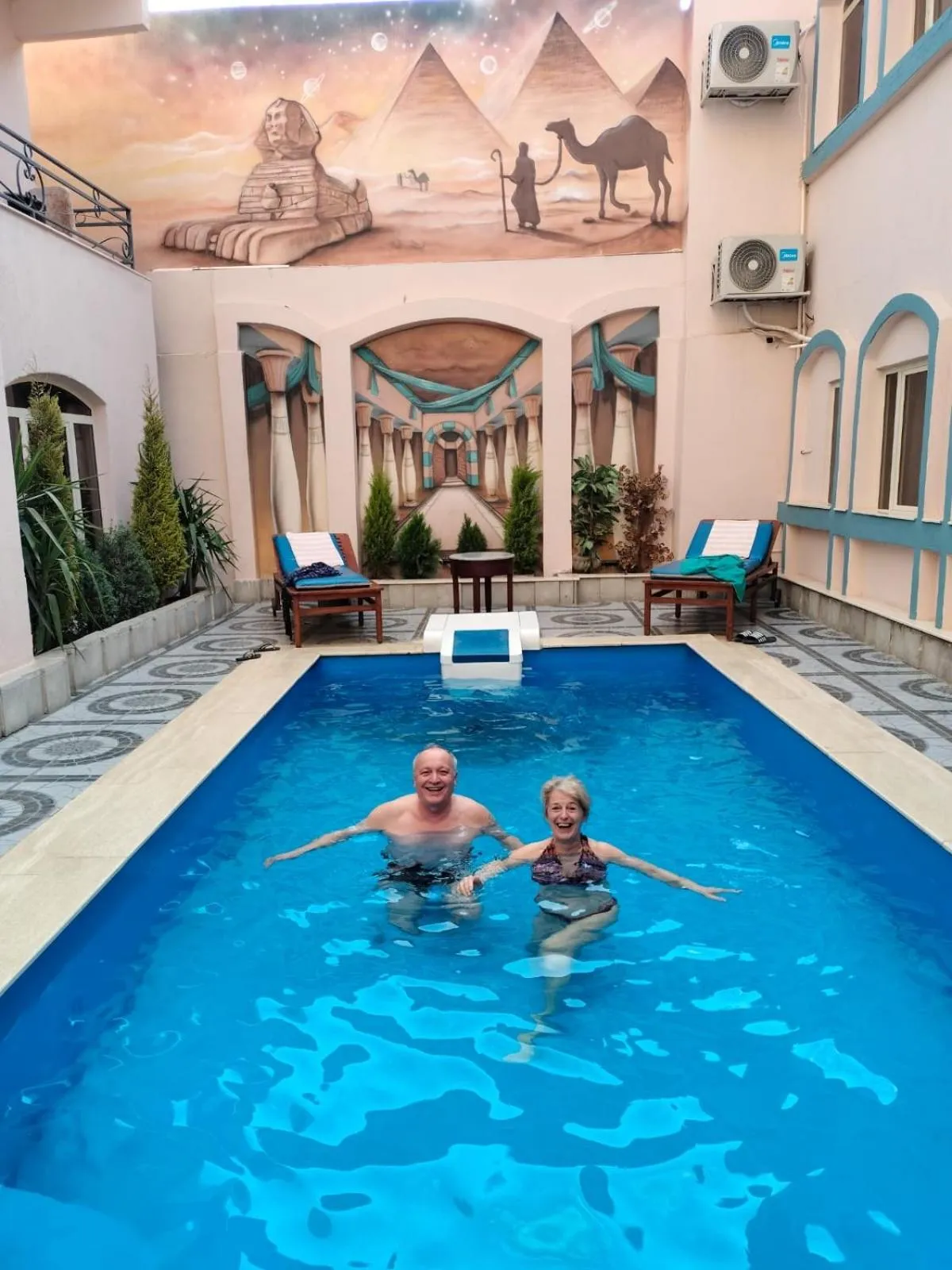 Swimming pool in Nun Pyramids INN