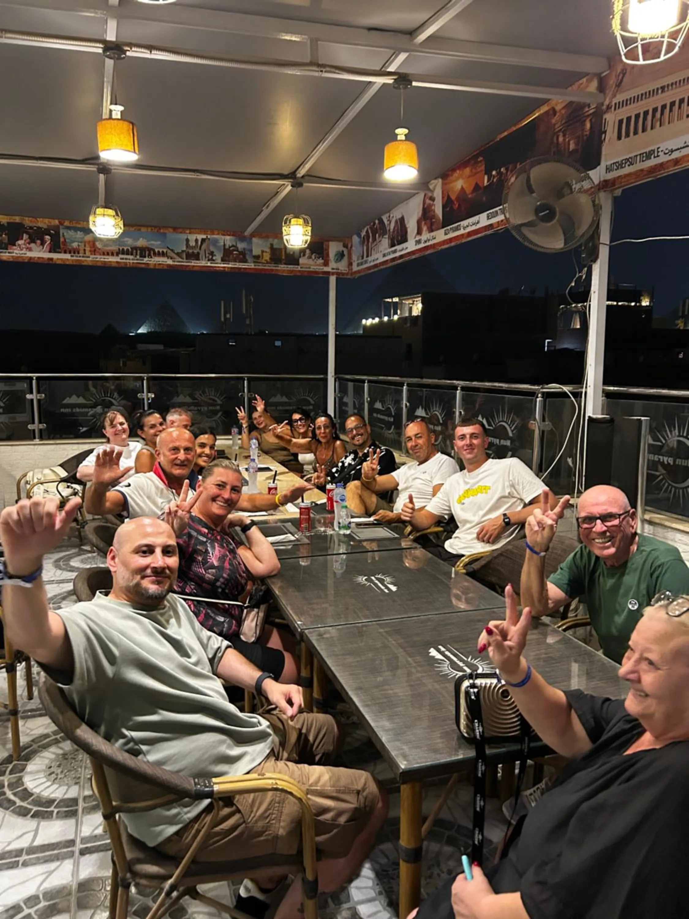 Restaurant/places to eat in Nun Pyramids INN