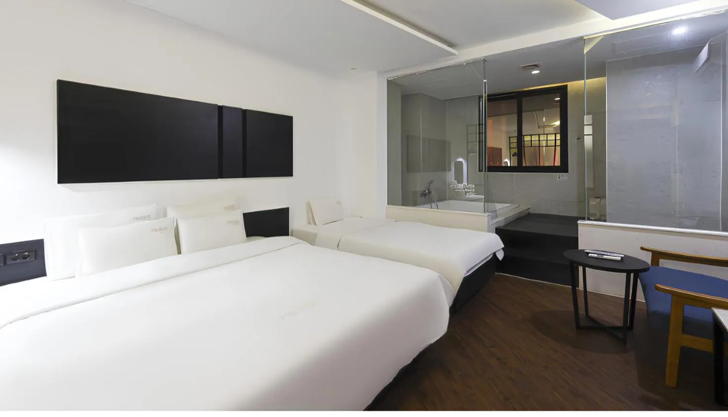 Bed in 2 Heaven Hotel Seomyeon