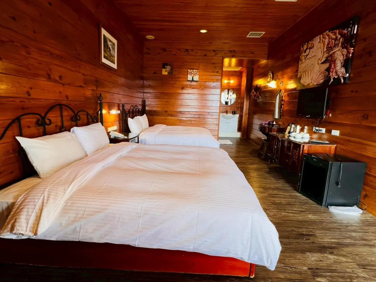 Bed in Liching Garden Villa