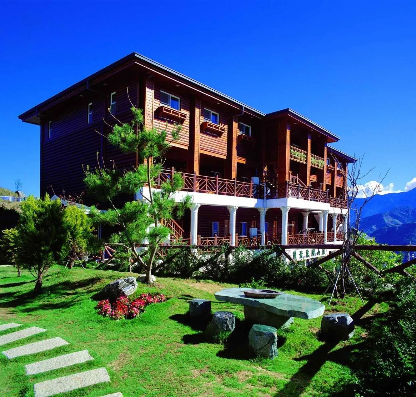 Liching Garden Villa