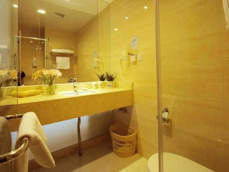 Greentree Inn Shanghai West Huaxia Road Metro Station Express Hotel