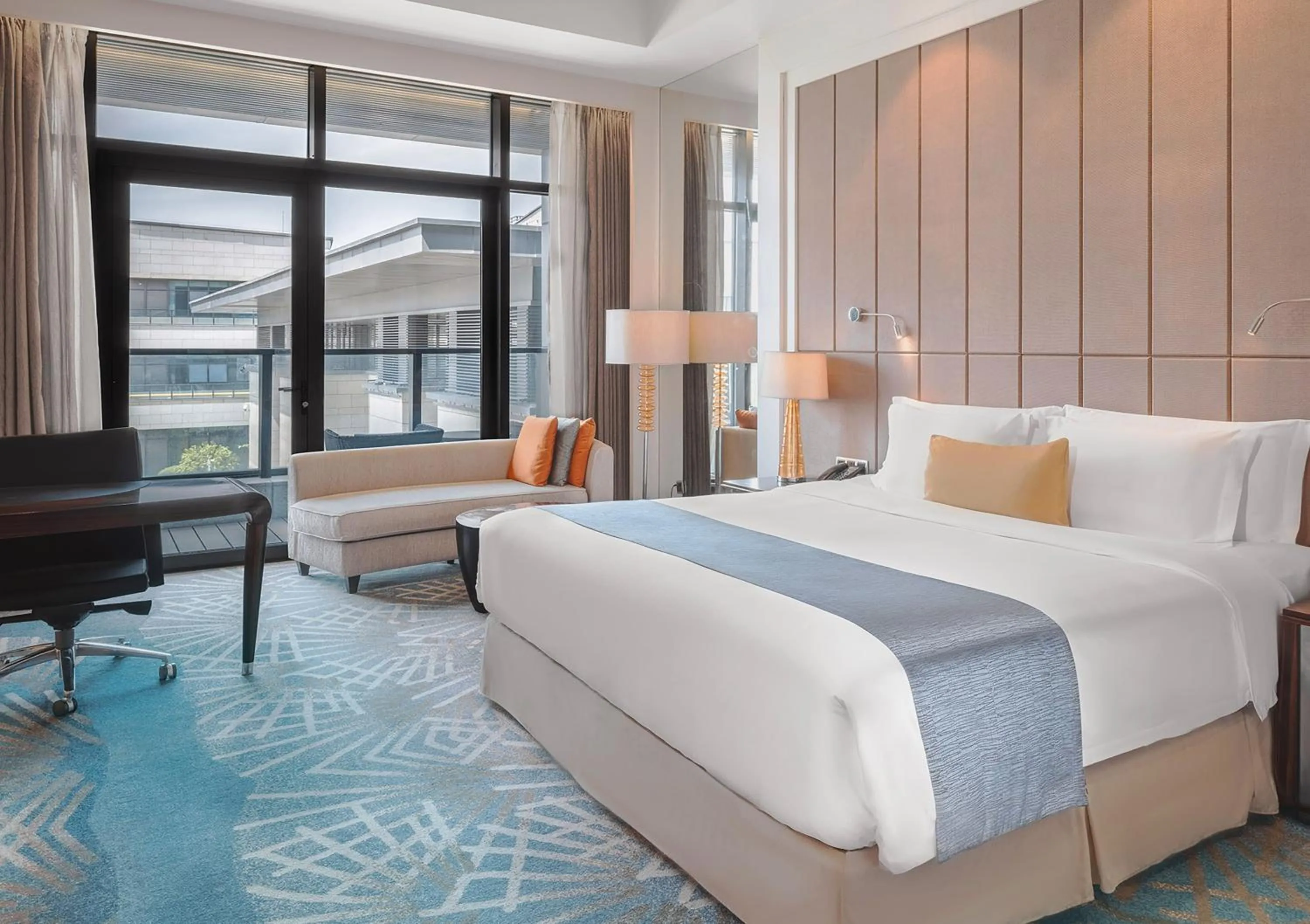 Bed in Gran Meliá Xian