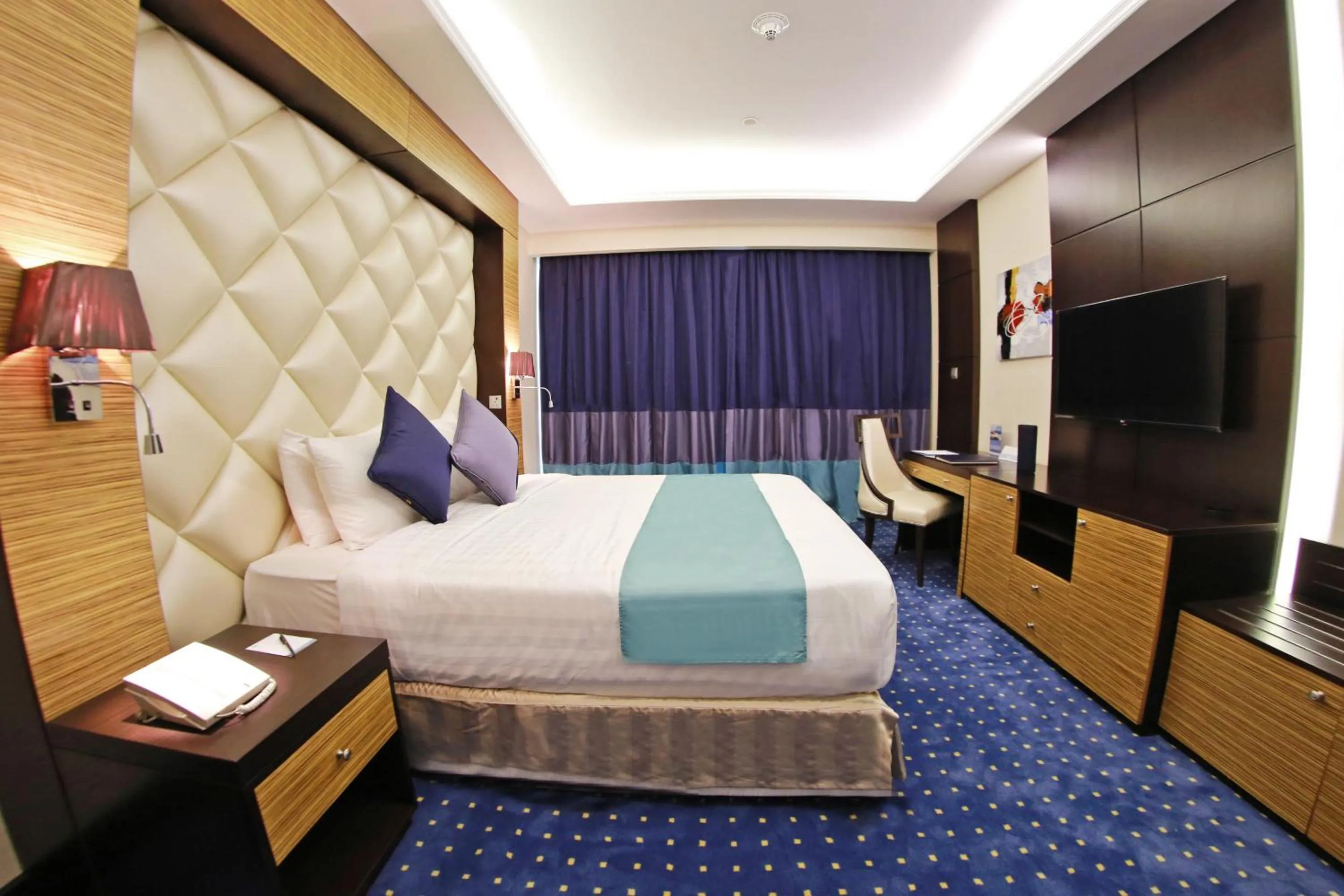 Bed in Armada Avenue Hotel