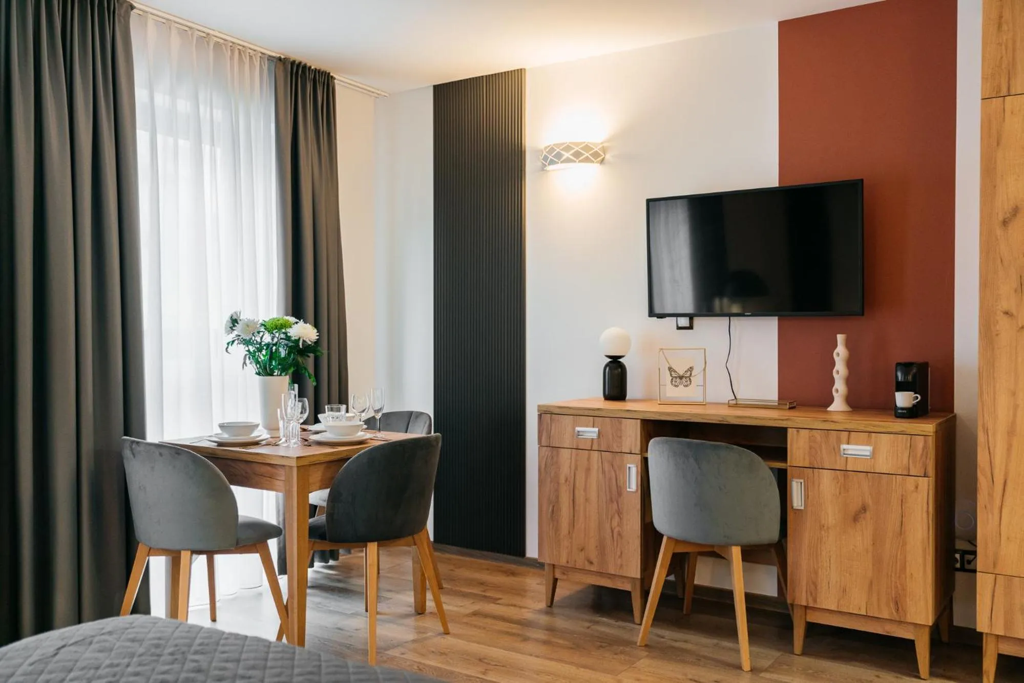 TV and multimedia in ORSO Rooms & Apartments - LoftAffair Collection