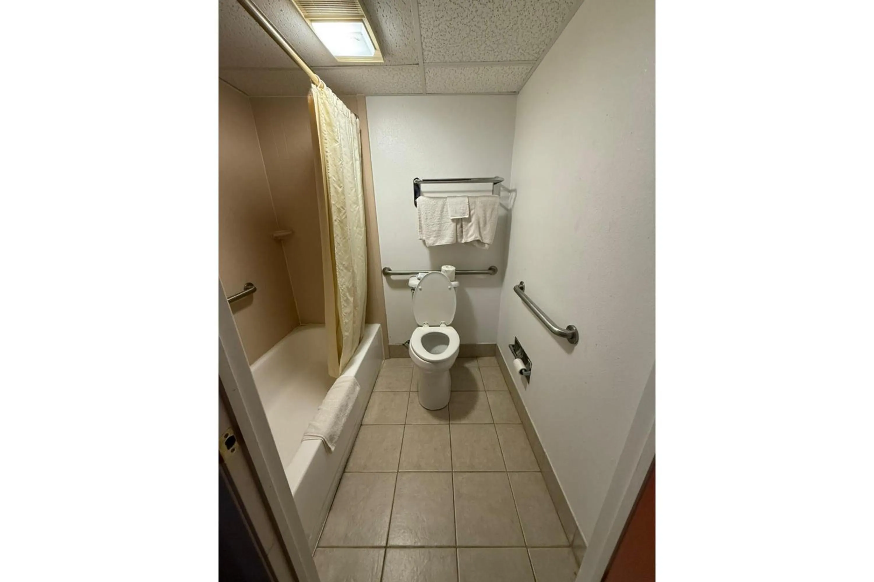 Bathroom in Victorian Inns