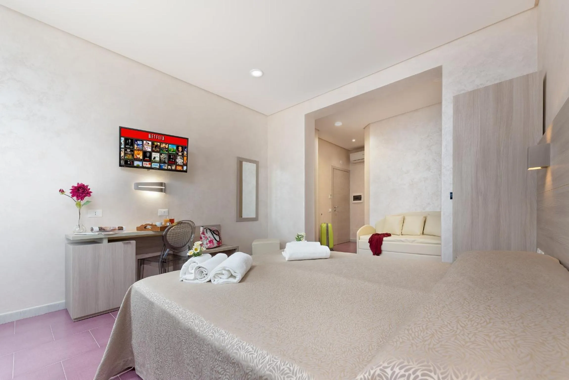 Bed in Hotel Biancolilla