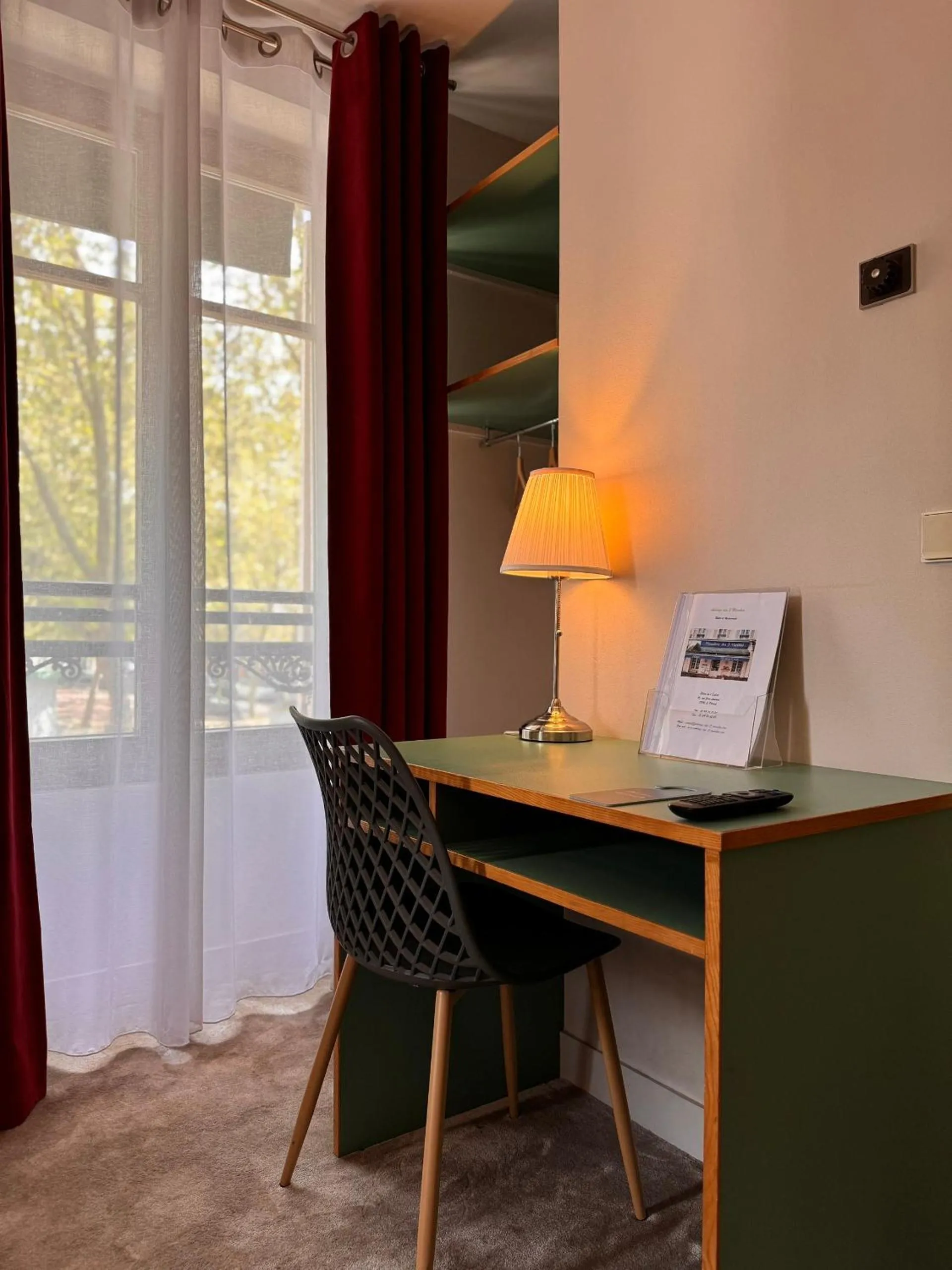 Hotel Paris Vesinet-LogisHotels et Domaine Evenementiel