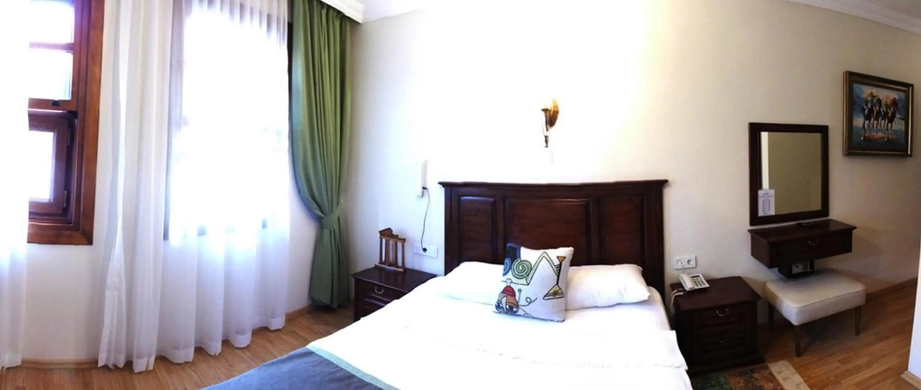 Photo of the whole room, Bed in Hadrian Gate Hotel