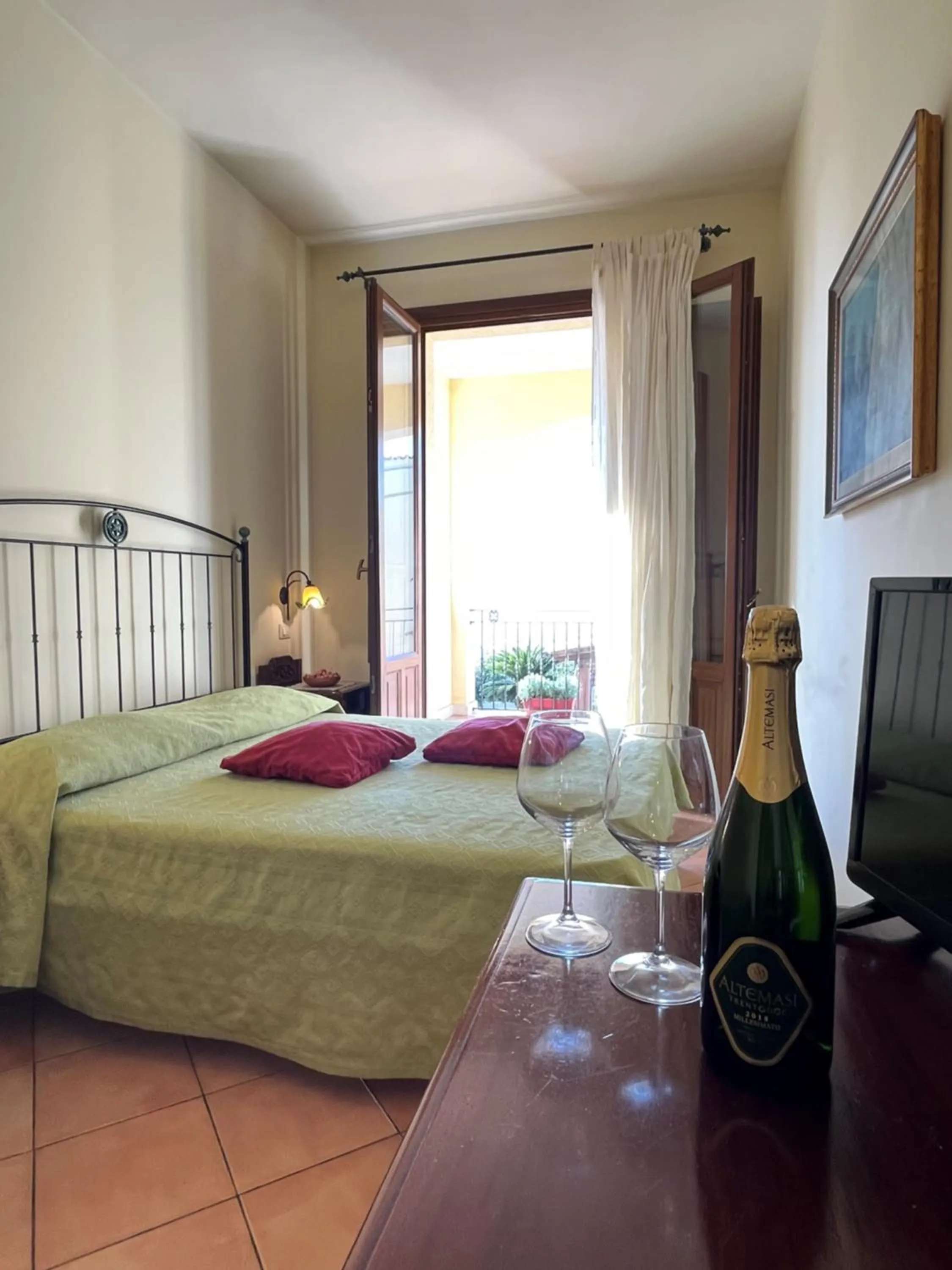 Bedroom, Bed in Kalura B&B