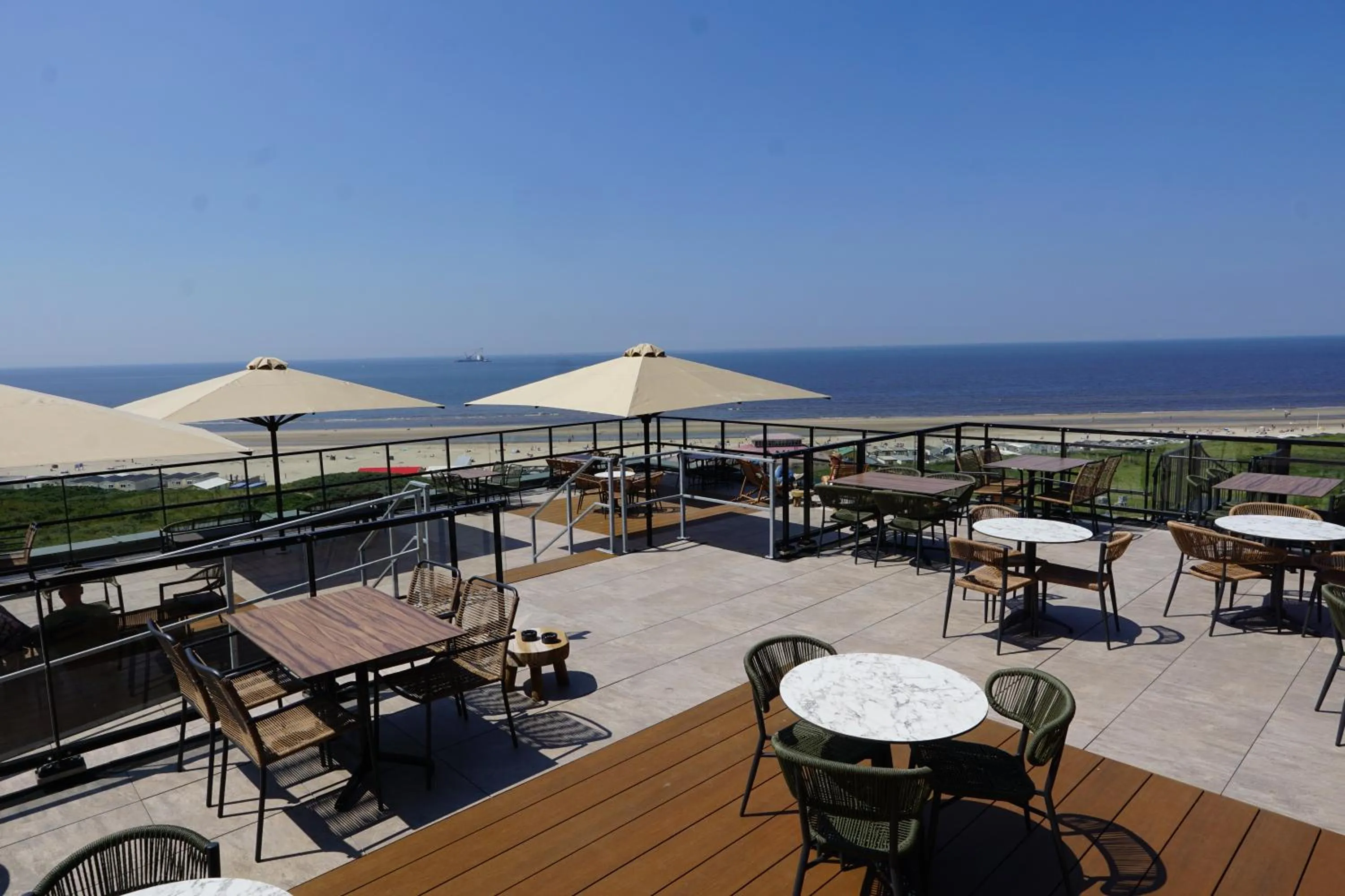 Balcony/Terrace in Strandhotel Het Hoge Duin