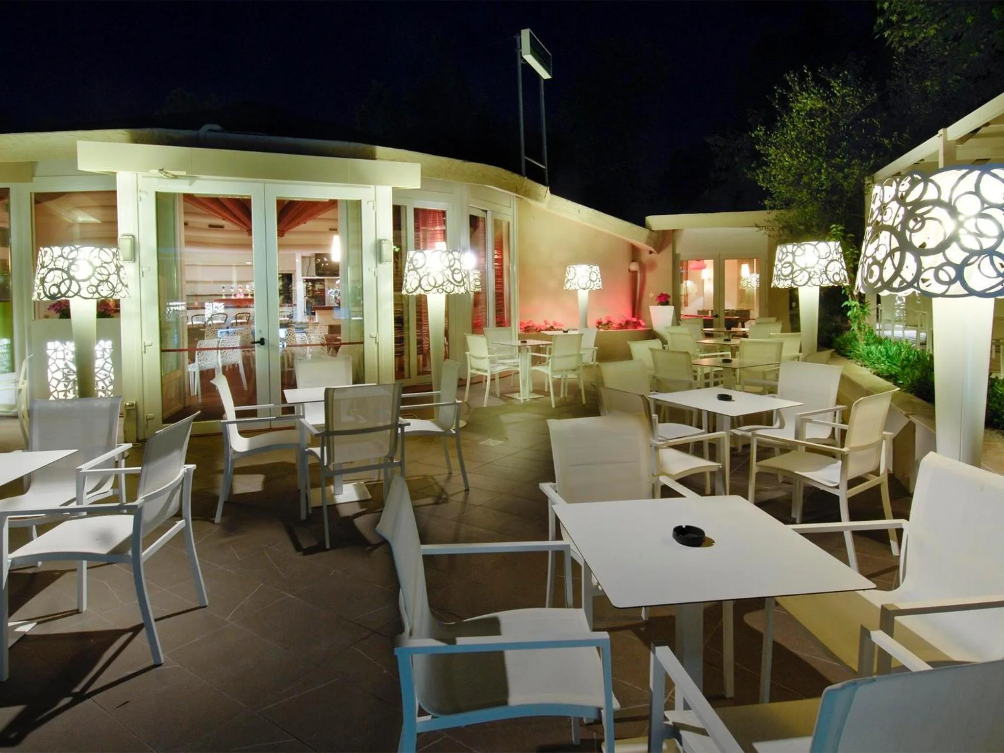 Lounge or bar in Hotel Pacific