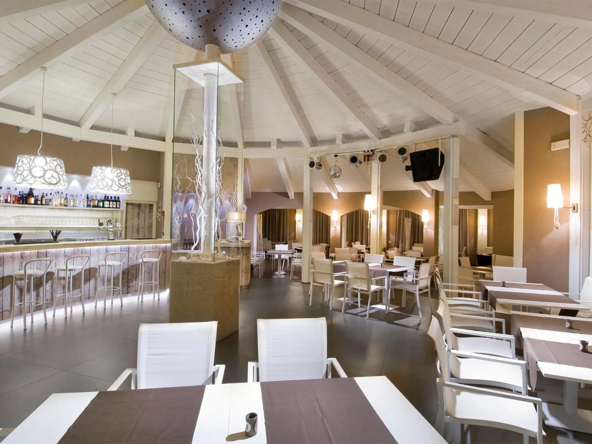 Lounge or bar in Hotel Pacific