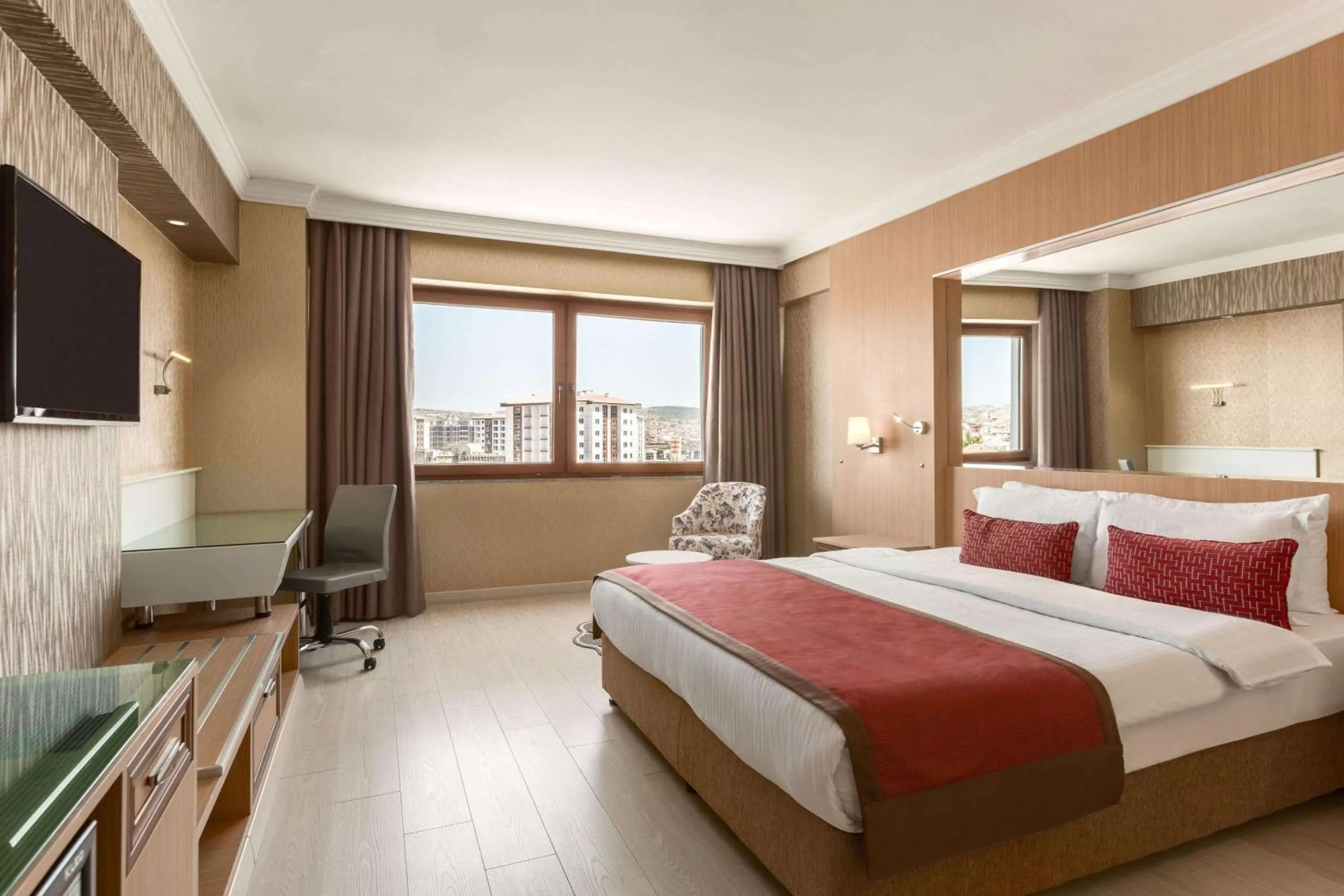 Photo of the whole room, Bed in Ramada Usak