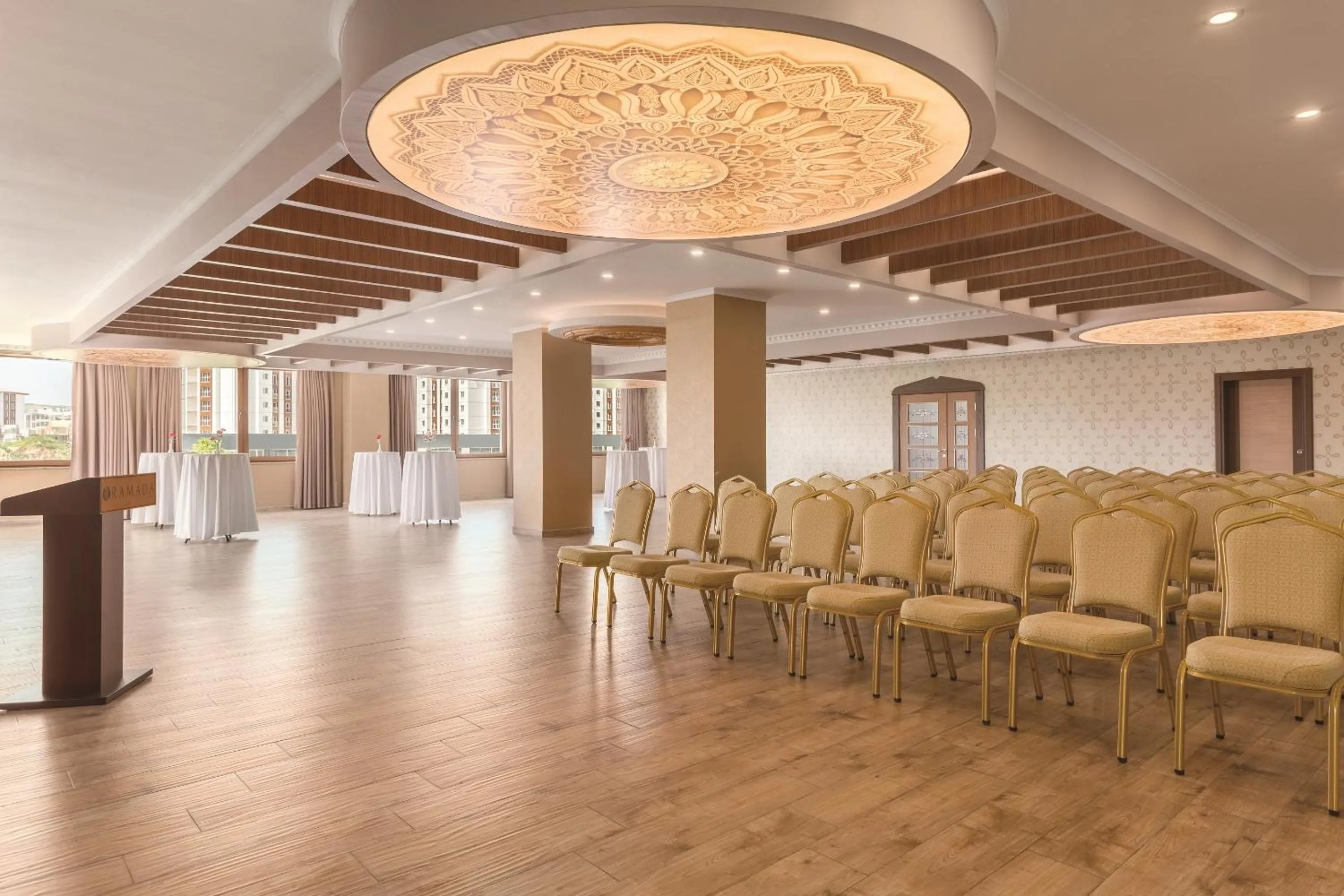 Banquet/Function facilities in Ramada Usak