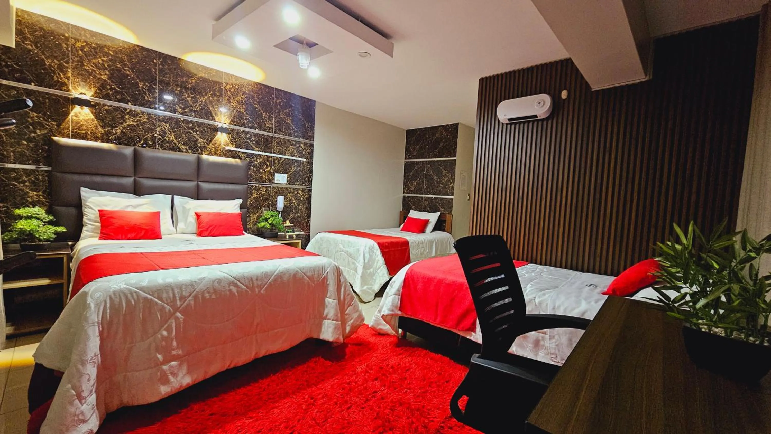 Bedroom, Bed in Hotel del Valle